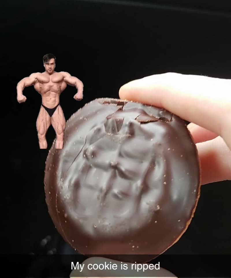 Why's my cookie got abs ? ! 😂 these orange jaffa cakes from Aldi