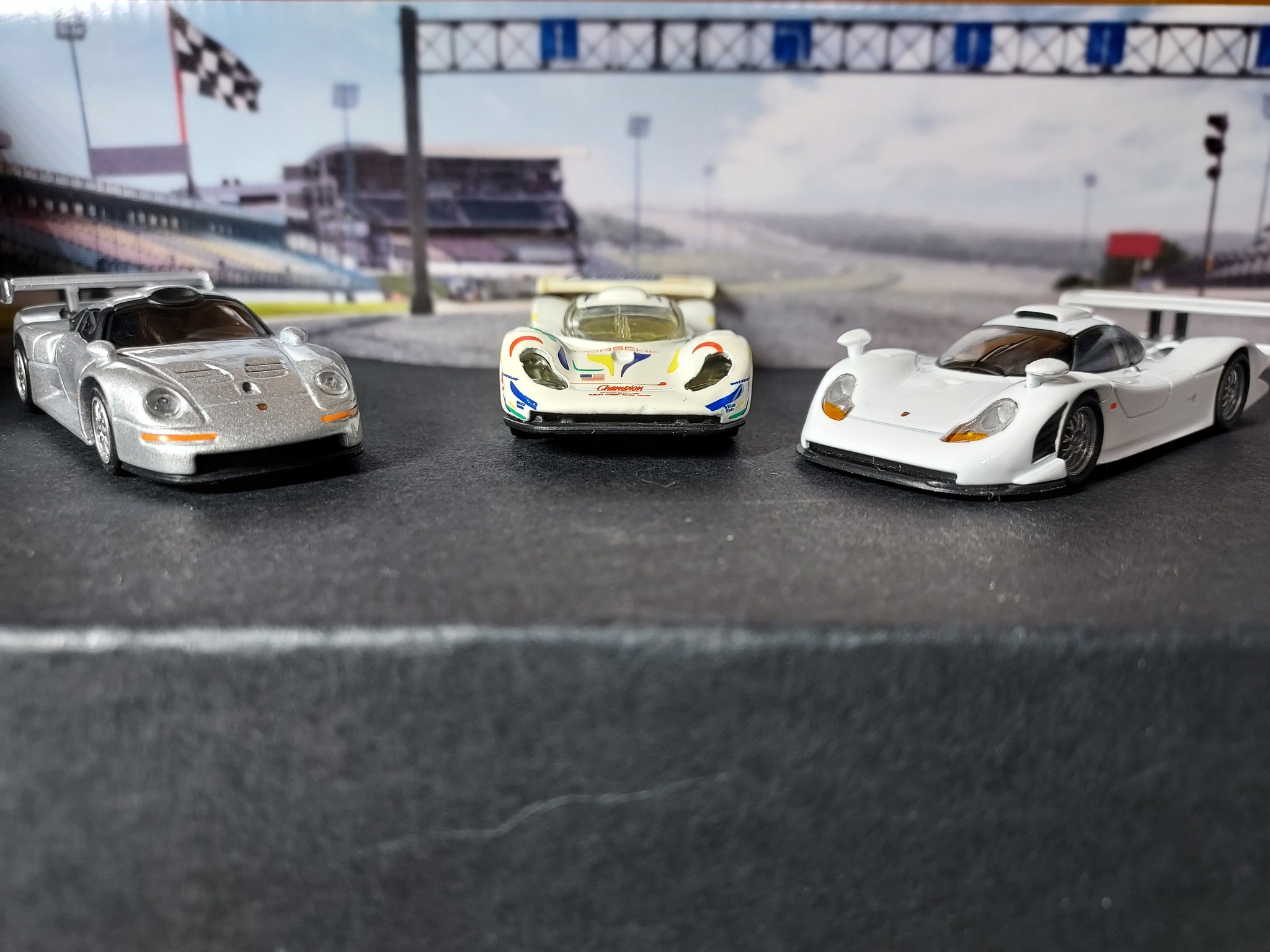 Porsche 911 GT1 by Kyosho Beads ⚪️ KK MOTOR T @Bambo இம் HKS