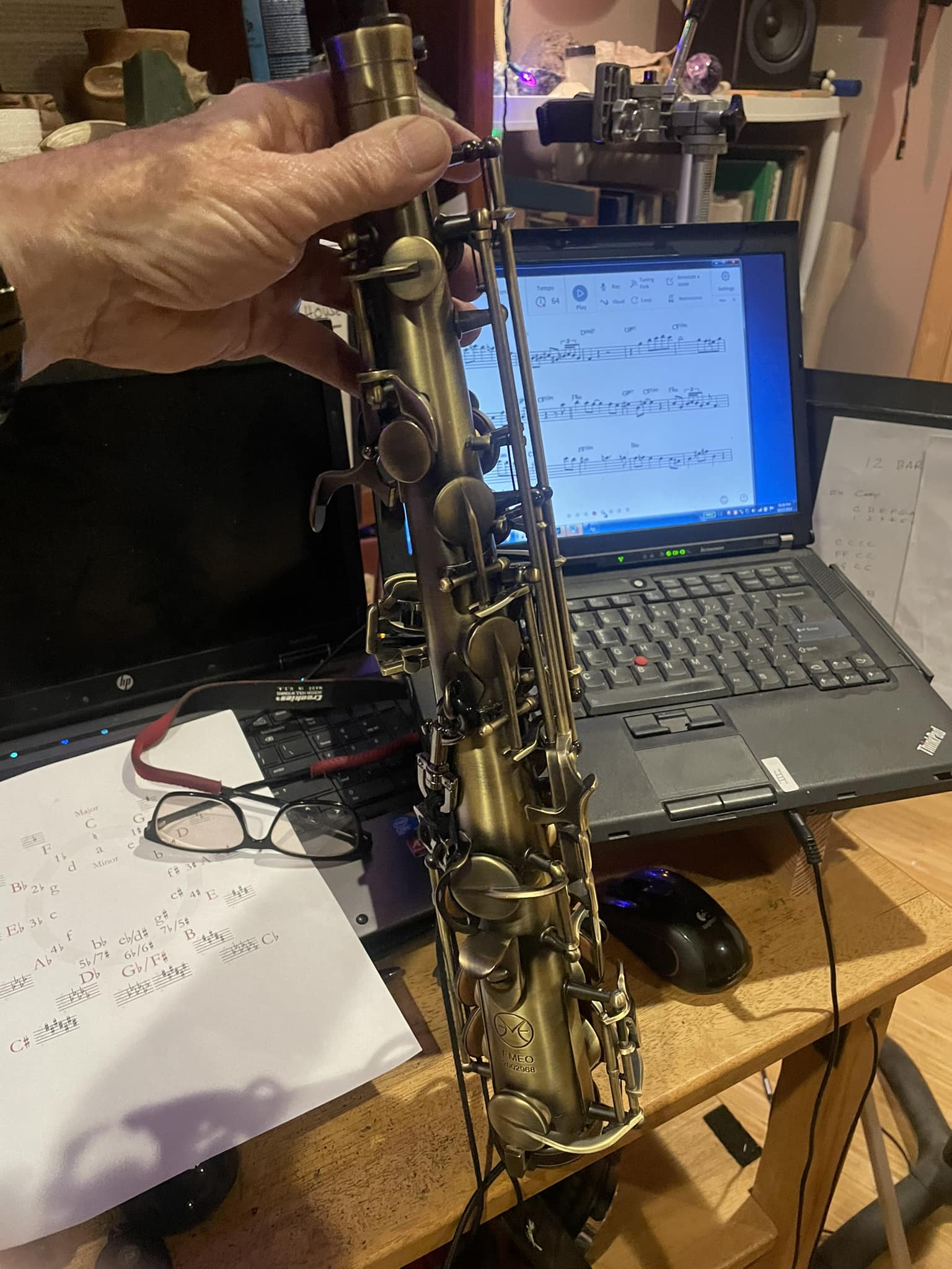 Emeo electric saxophone for silent practice