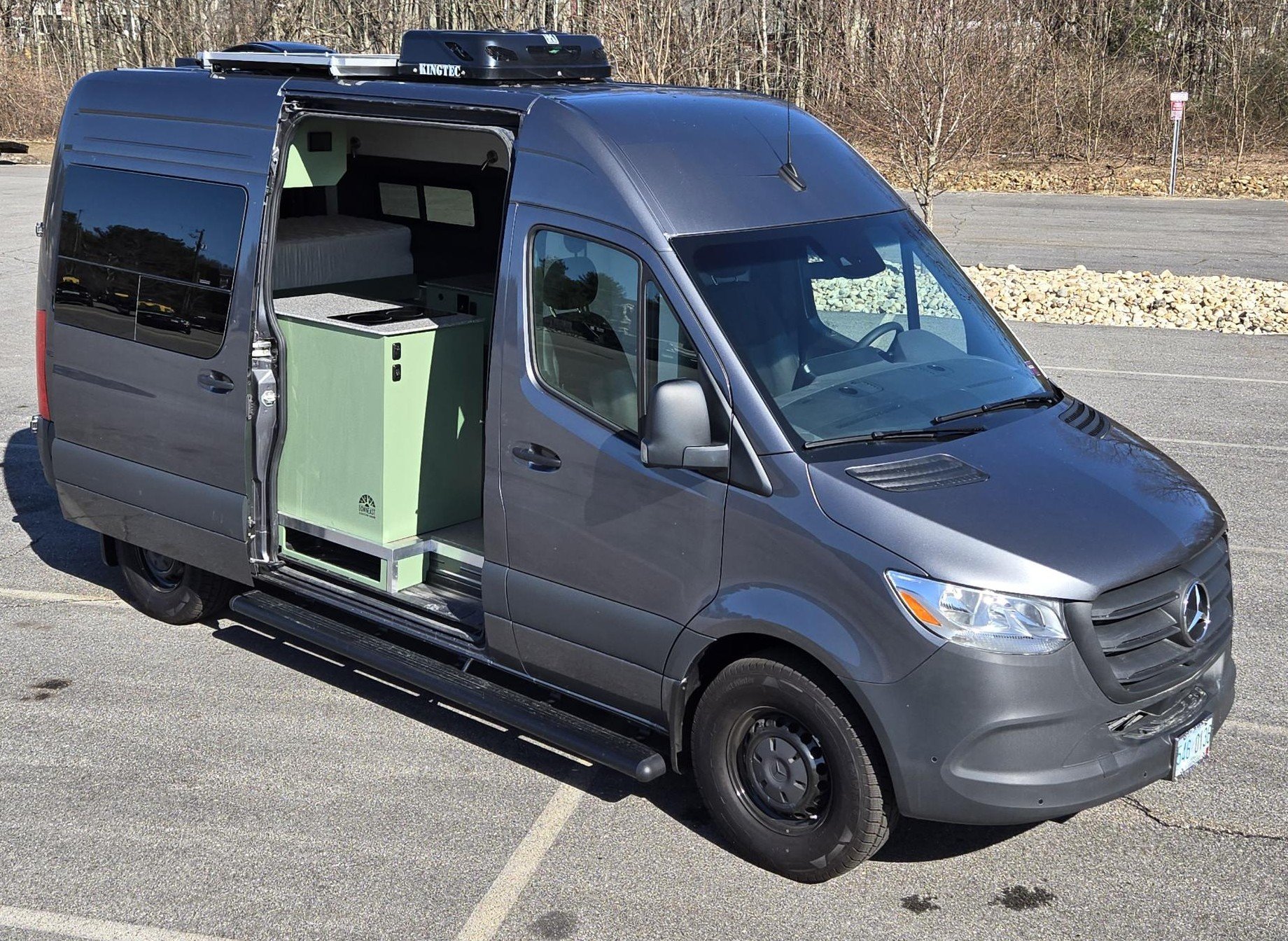 2024 Mercedes-Benz brand new build! sprinter 144 hr