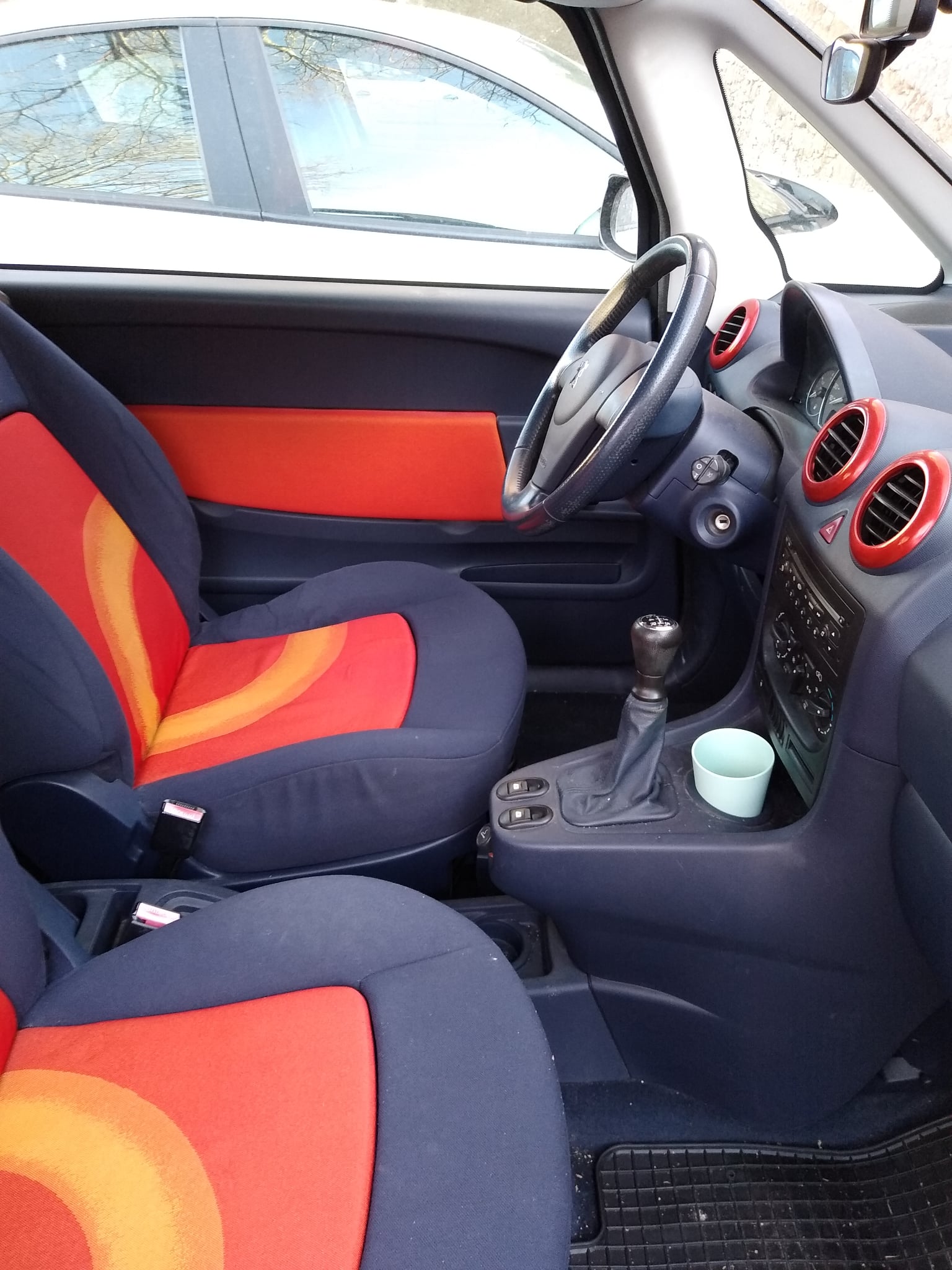 Where to buy Cameleo interior kit for red Peugeot 1007