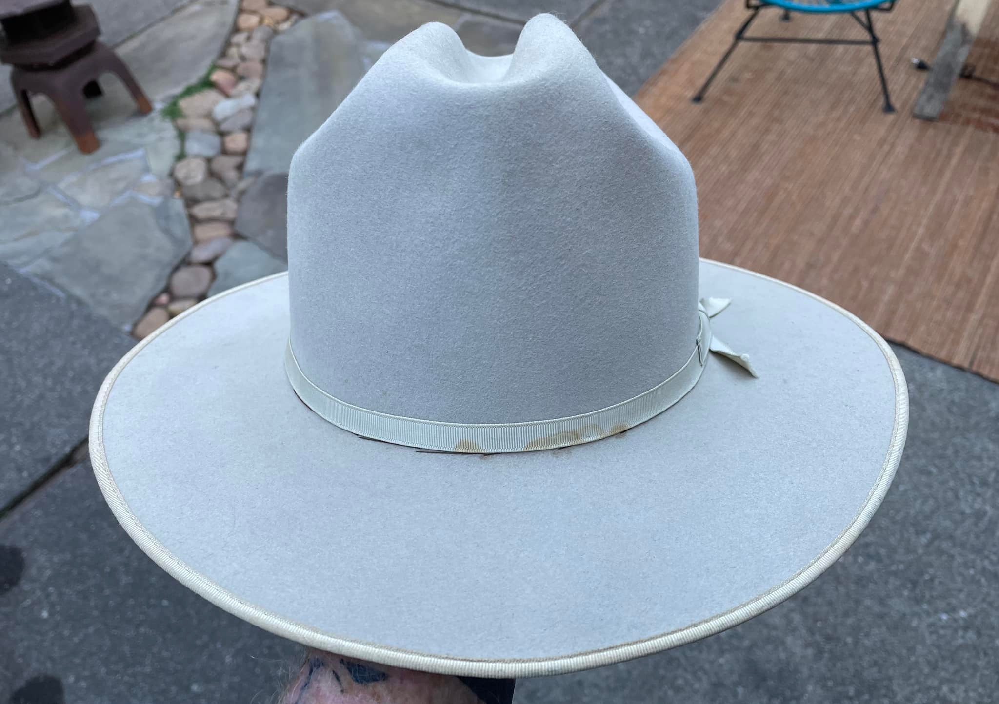 What is the history and worth of Stetson Open Road Twenty Five hats?