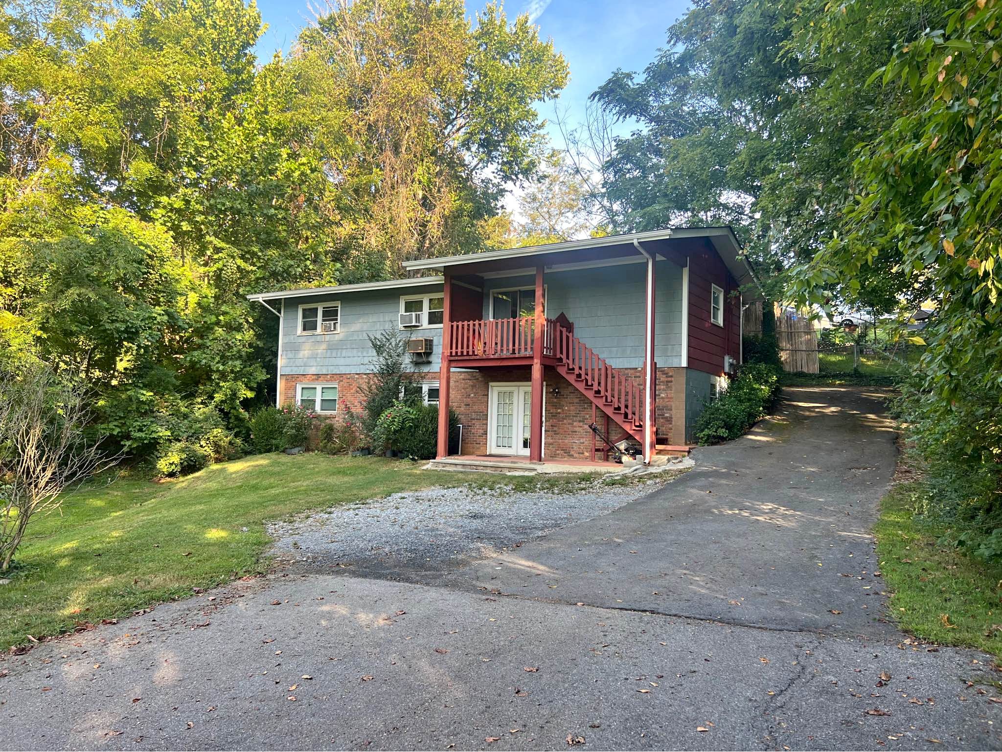 Visual Reference: 2 Beds 1 Bath Apartment Property Rentals