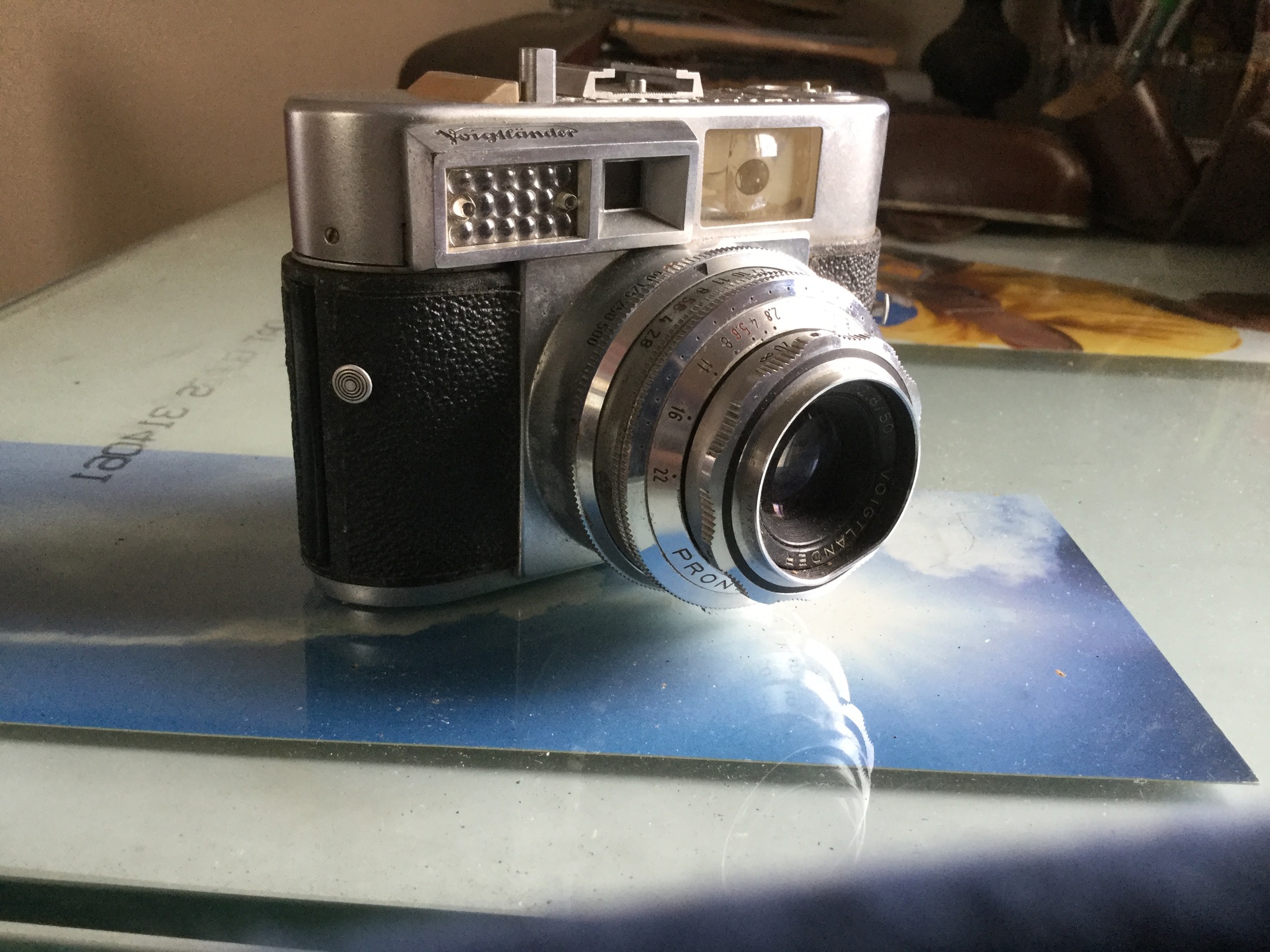 Voigtlander Vitomatic IIA camera review and test