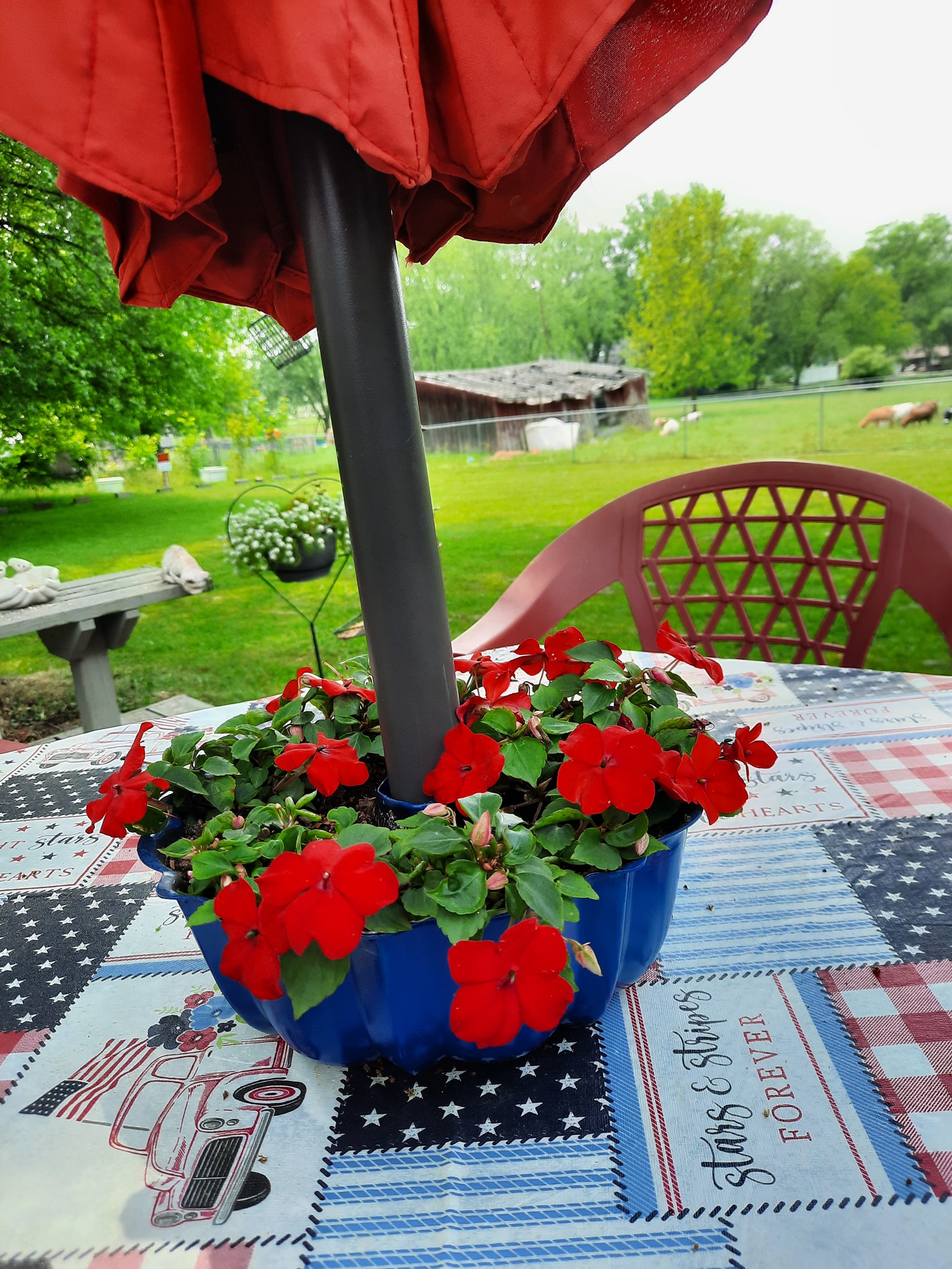 blue patio umbrella flower pot Jingmore 2 Sets 4 Pcs Planter for Table with Hole Wrap Around Resin Patio Umbrella Planter Half Circle for Garden Home Plants Outdoor(Blue) : Patio, Lawn Specifically designed to enhance any outdoor space whether its an umbrella on your table or umbrella with a floor stand How to Make Umbrella Stand