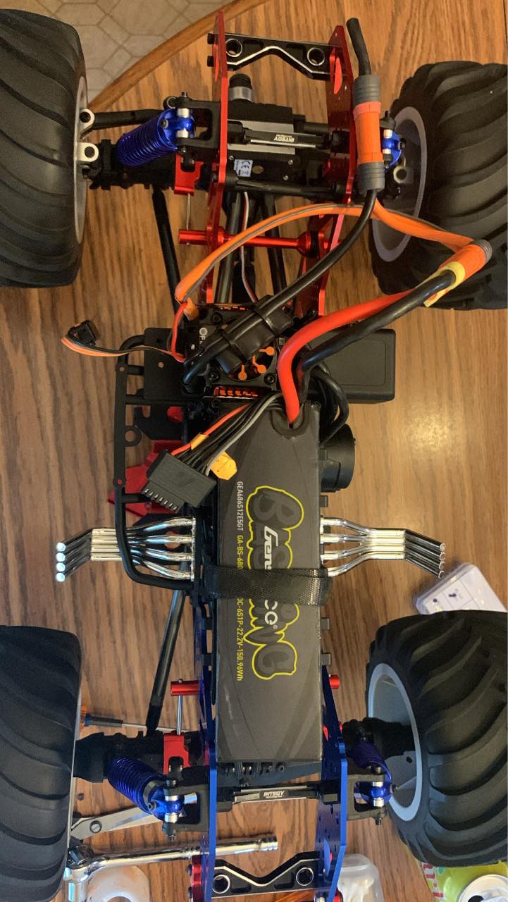 Supporto Servo In Alluminio Nero GPM Racing &ndash; Per Losi 1/8 LMT &ndash; Ricambio LMT024-BK