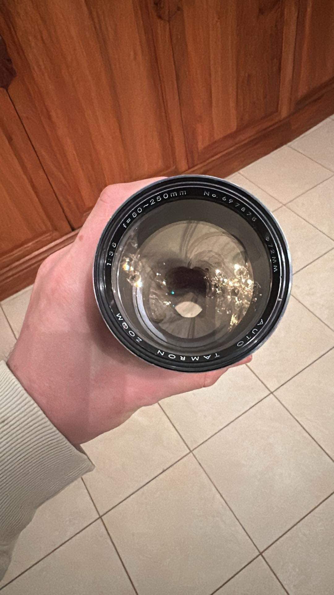 What mount is the Tamron f3.8 80-250mm lens?
