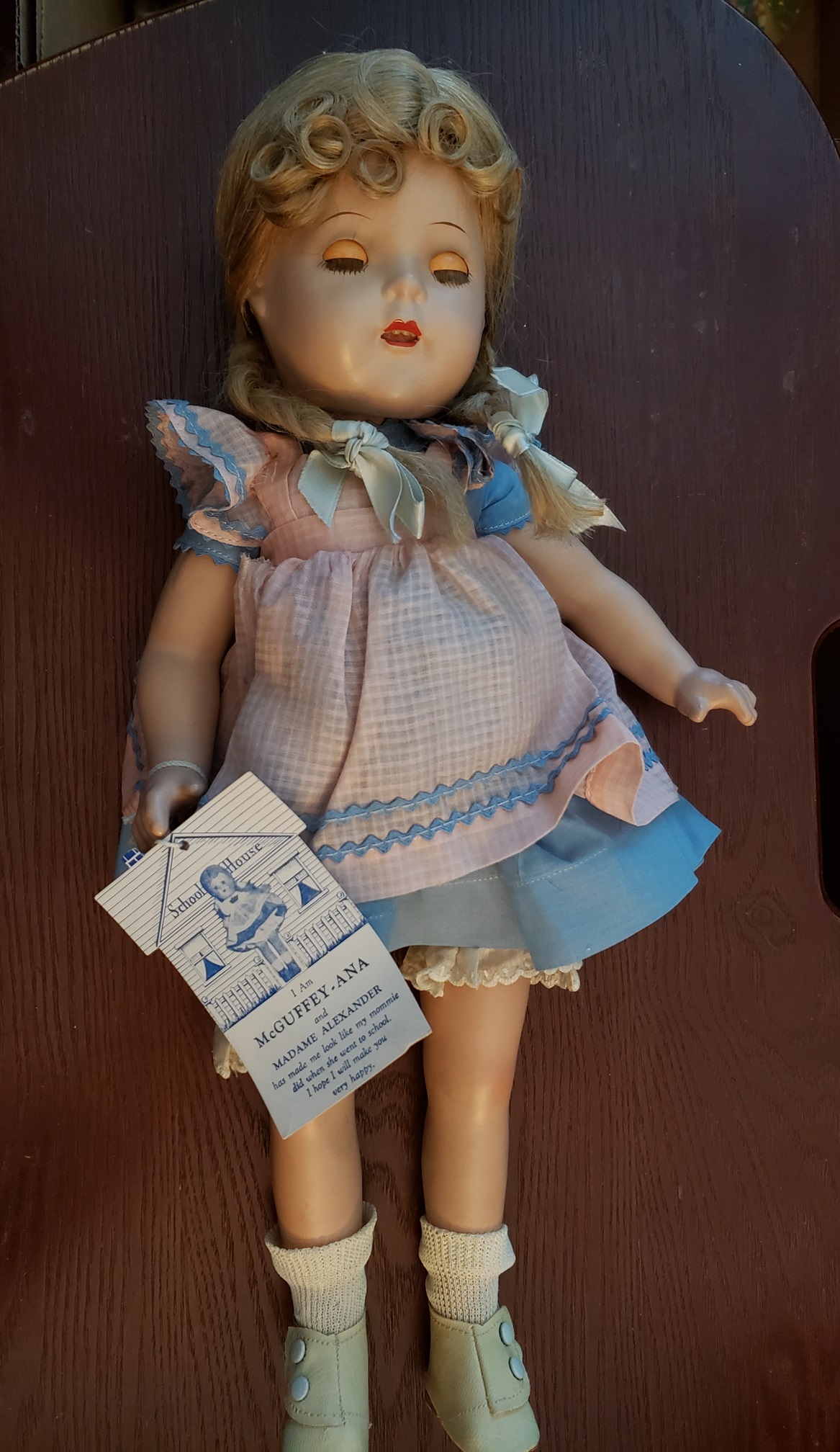 Vintage Annalee Doll Collectibility and Value Discussion