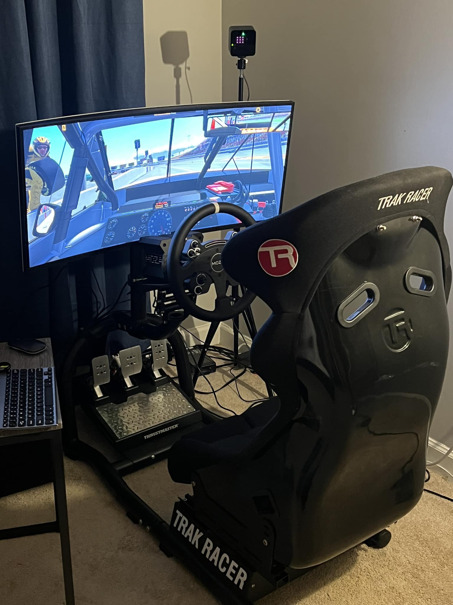 Love my new Moza R9+ the Rs v2 wheel!! The CRP pedals is AMAIZING!