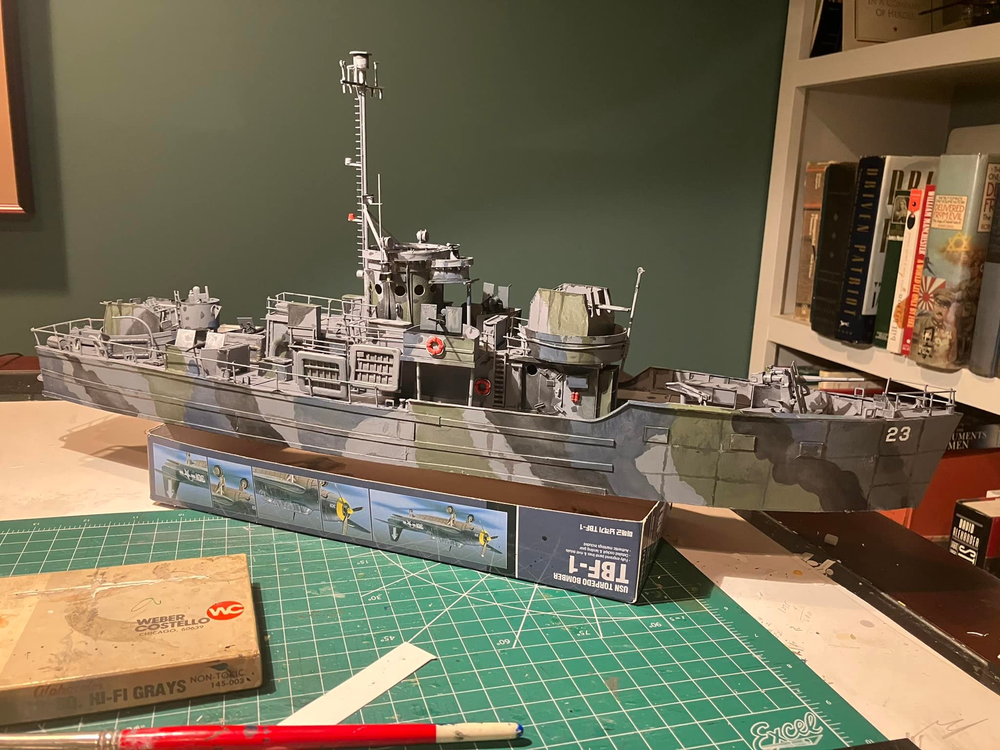 Heller – Maquette LCVP Landing Craft Vehicle Personal – Échelle 1/72ème – 86 Pièces – Reproduction Historique Du Célèbre Higgins Boat – Pour Modélistes Passionnés Dès 8 Ans