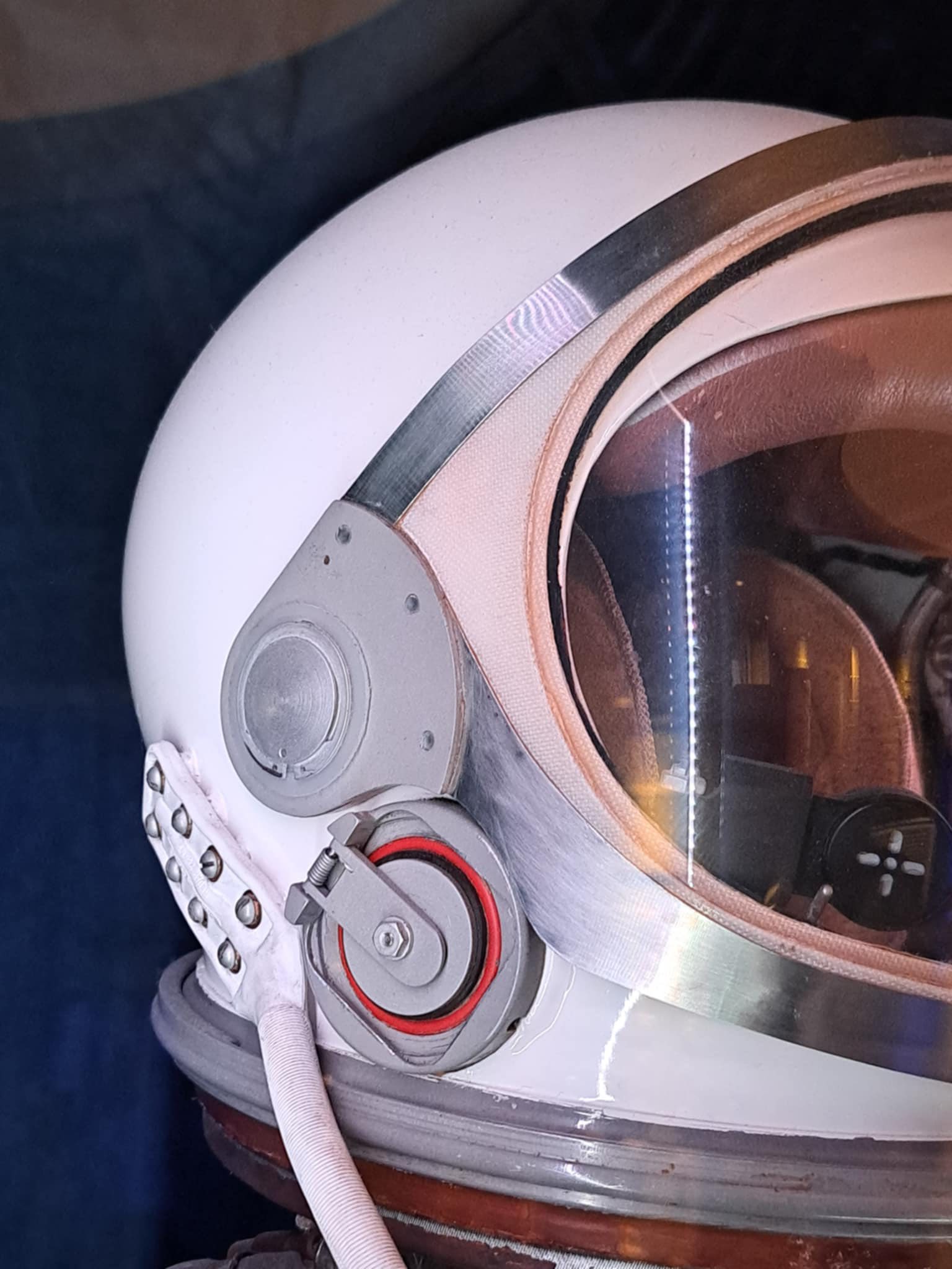 bell astronaut helmet Helmets Bullitt Vader White/Red Large Overview Application In The Box The Bell MAG Open Face Motorsport Racing Helmet is the advanced replacement for the Bell SPORT Mag Bell MAG SPORT Open Face