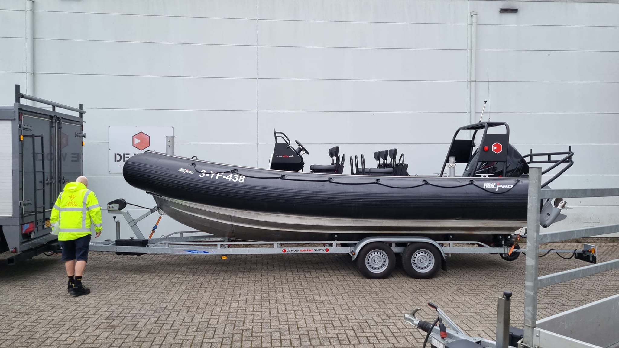 はるか ZAR 65 😍 The ultimate 22ft fibreglass Rhib. Just look at that