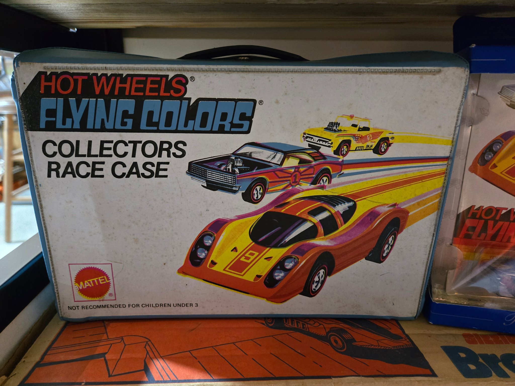 Collectors…Let's flash back to 1975! 🌈 Hot Wheels Flying Colors