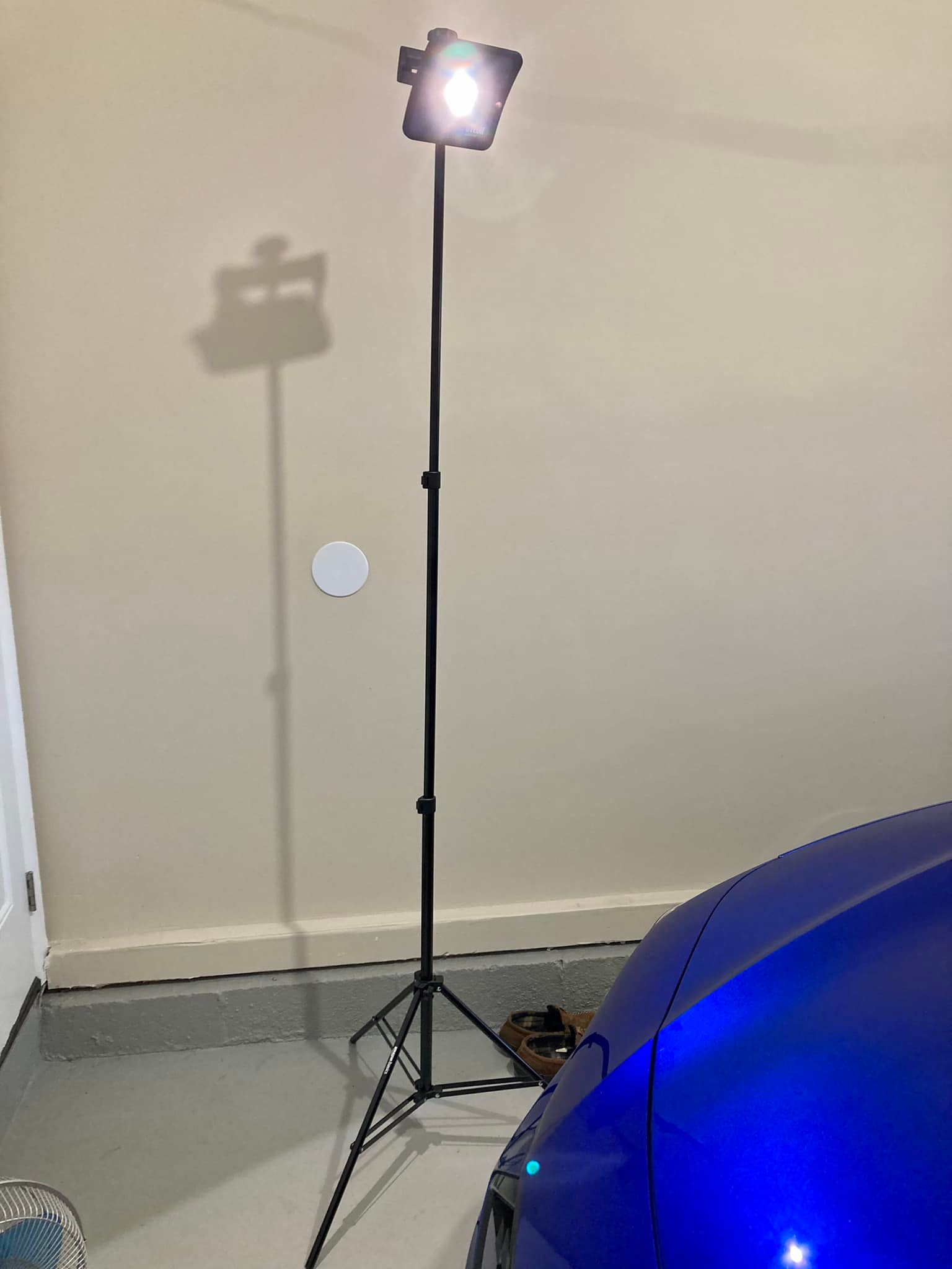 Gyeon Prism Plus lighting review for car polishing