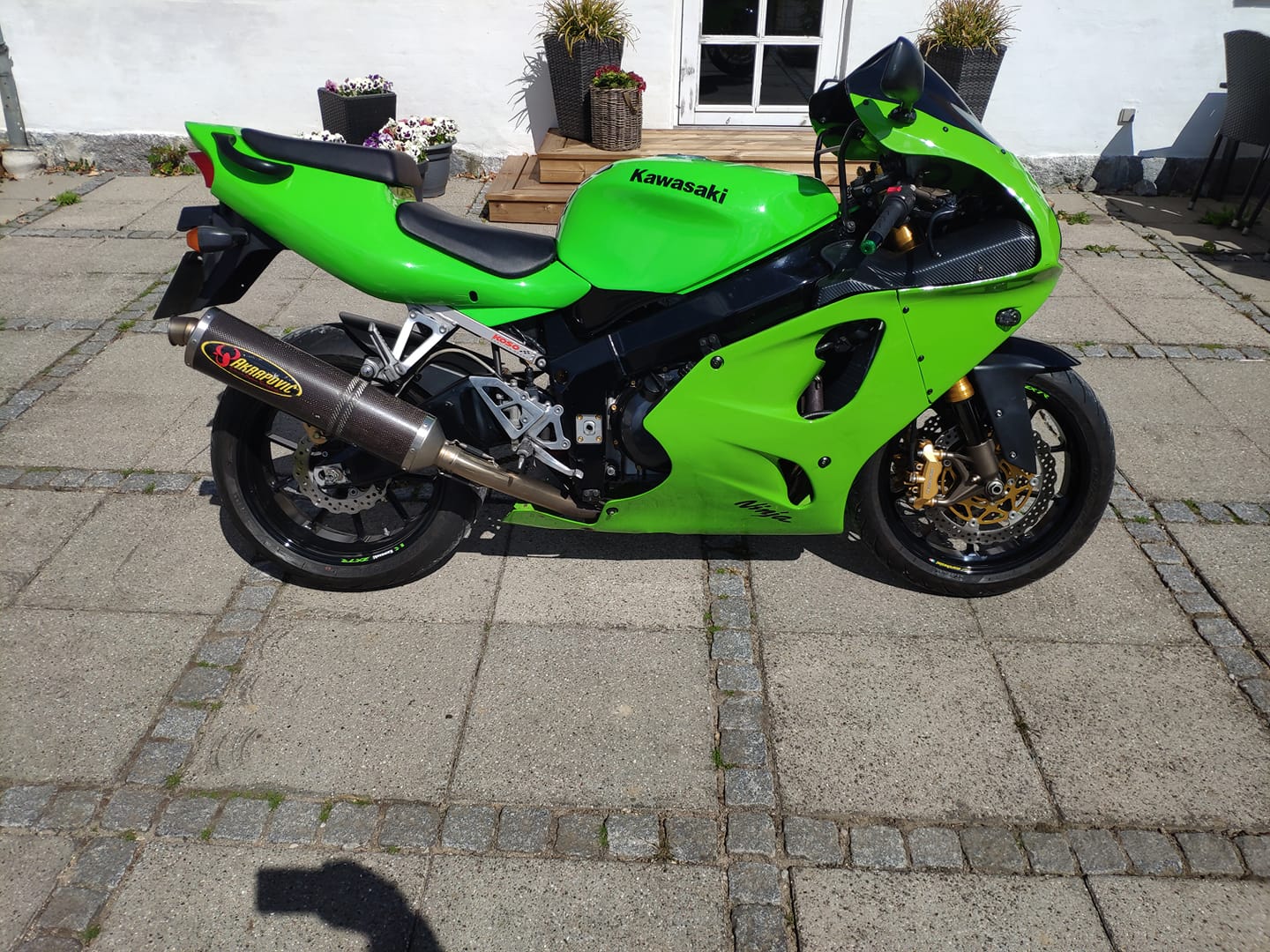 2018 zx10r stock motor stock header 380ish lbs dry 200lb rider