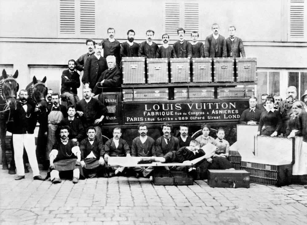 BeforeLouis Vuitton ( 1821 - 1892) founded the world-famous Louis