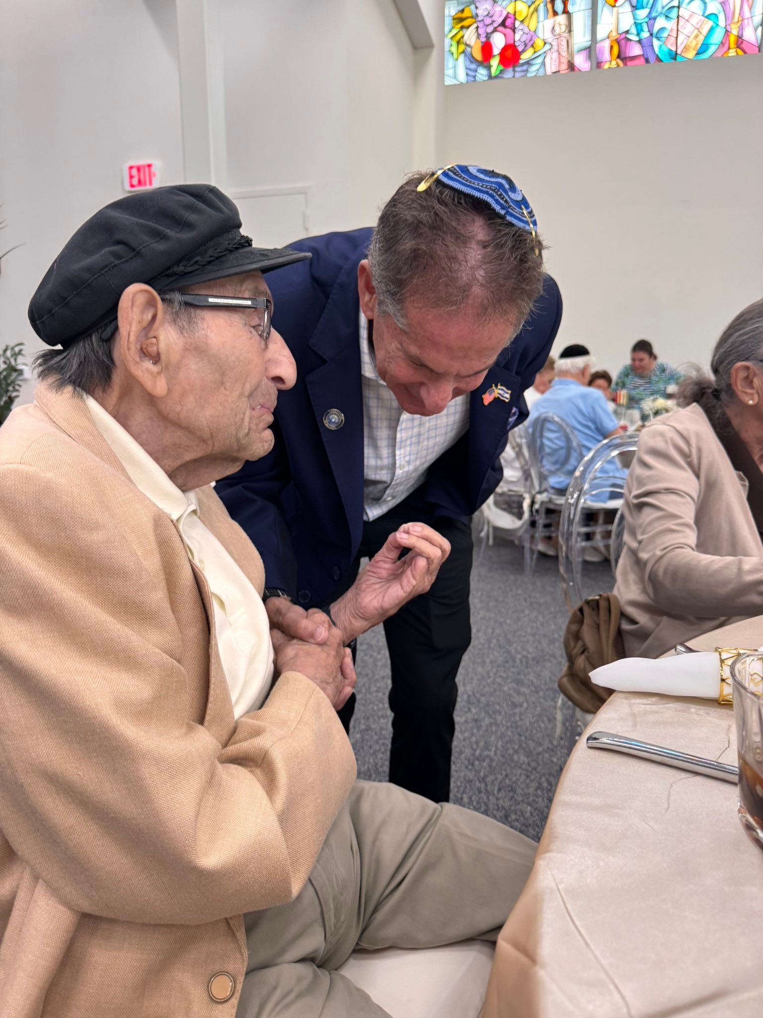 Holocaust Heroes Worldwide... - Holocaust Heroes Worldwide