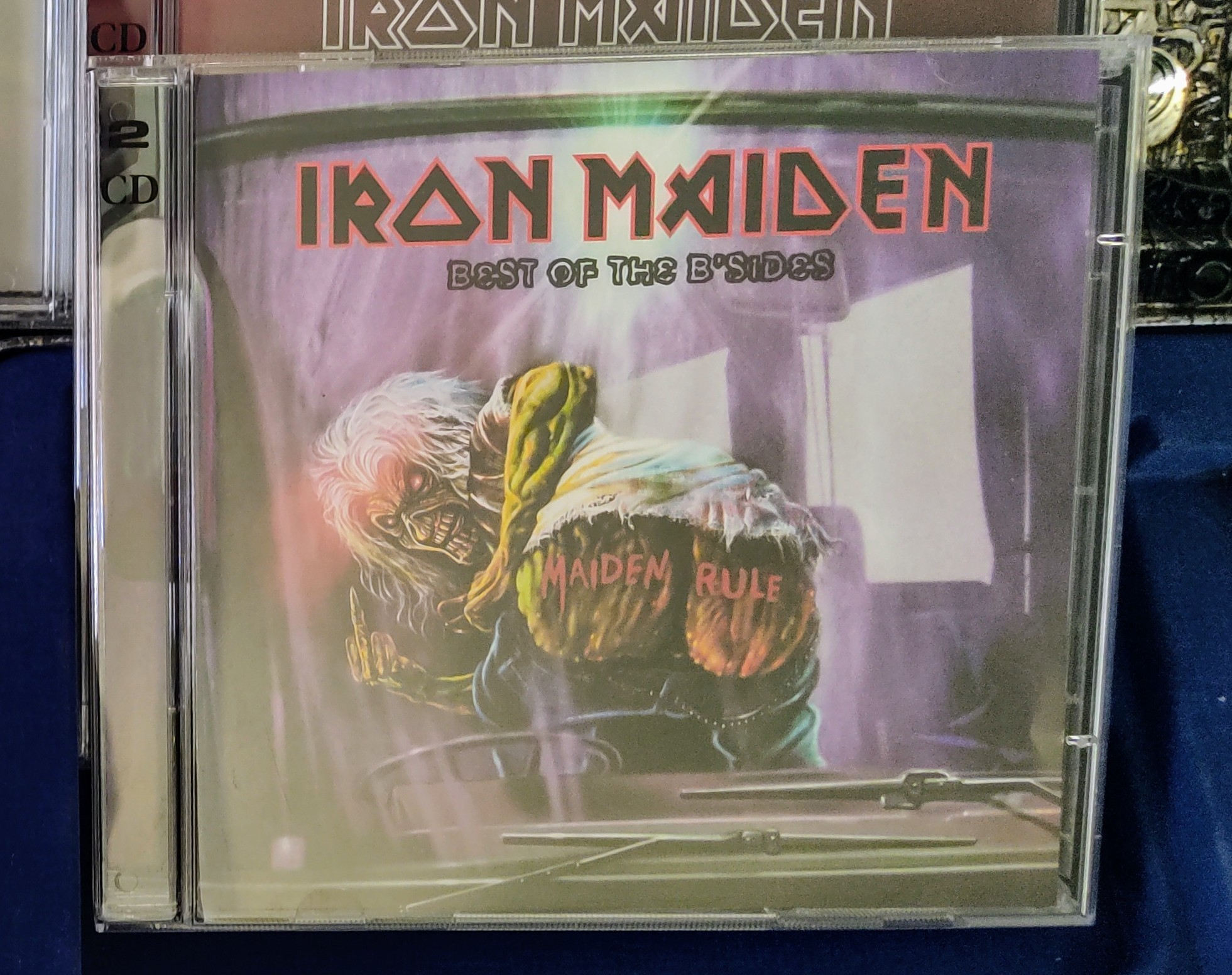 Iron Maiden 6-disc CD box set with live tracks and rarities