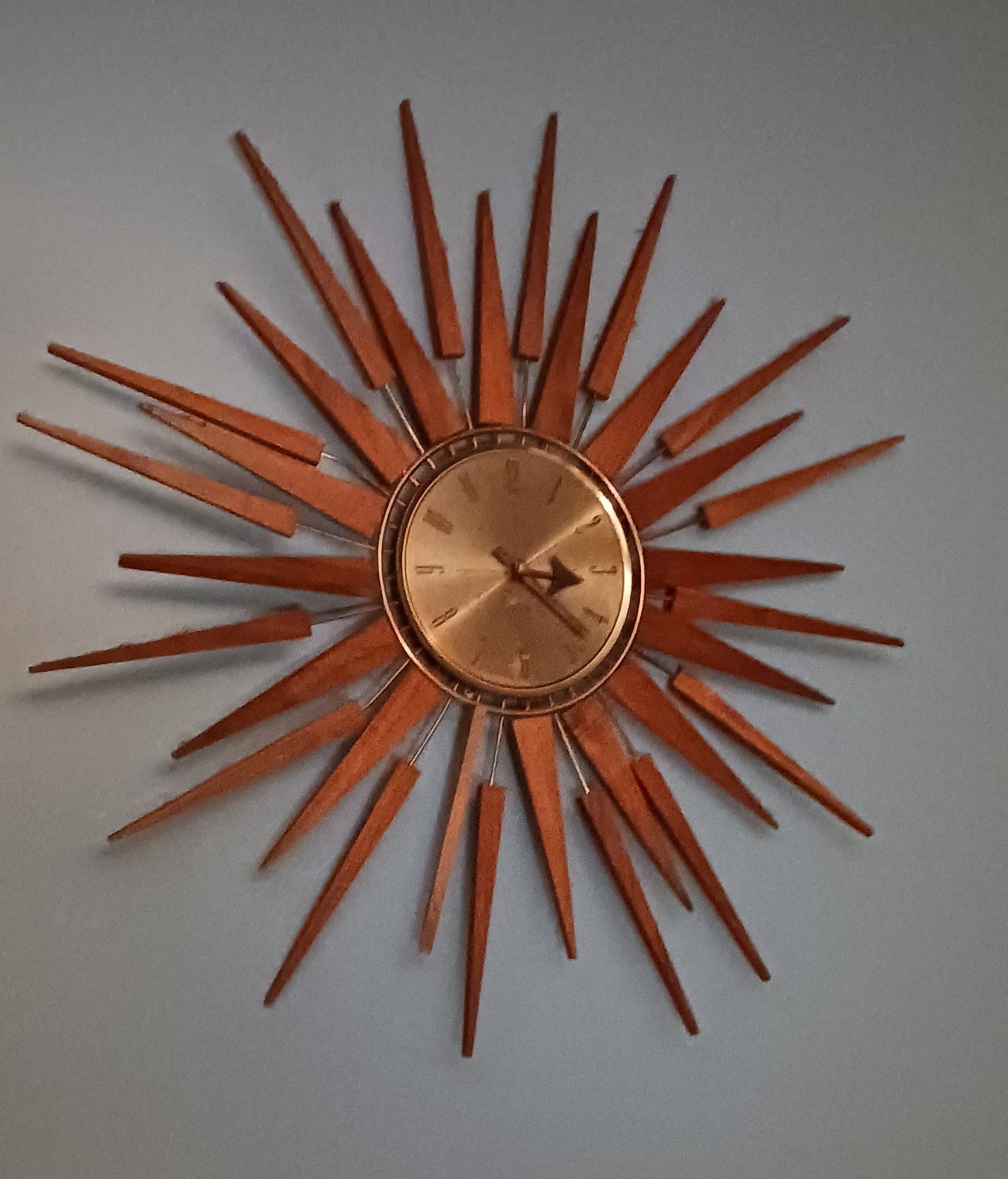 Value of 1960s Starflower Clock Model E631-000?