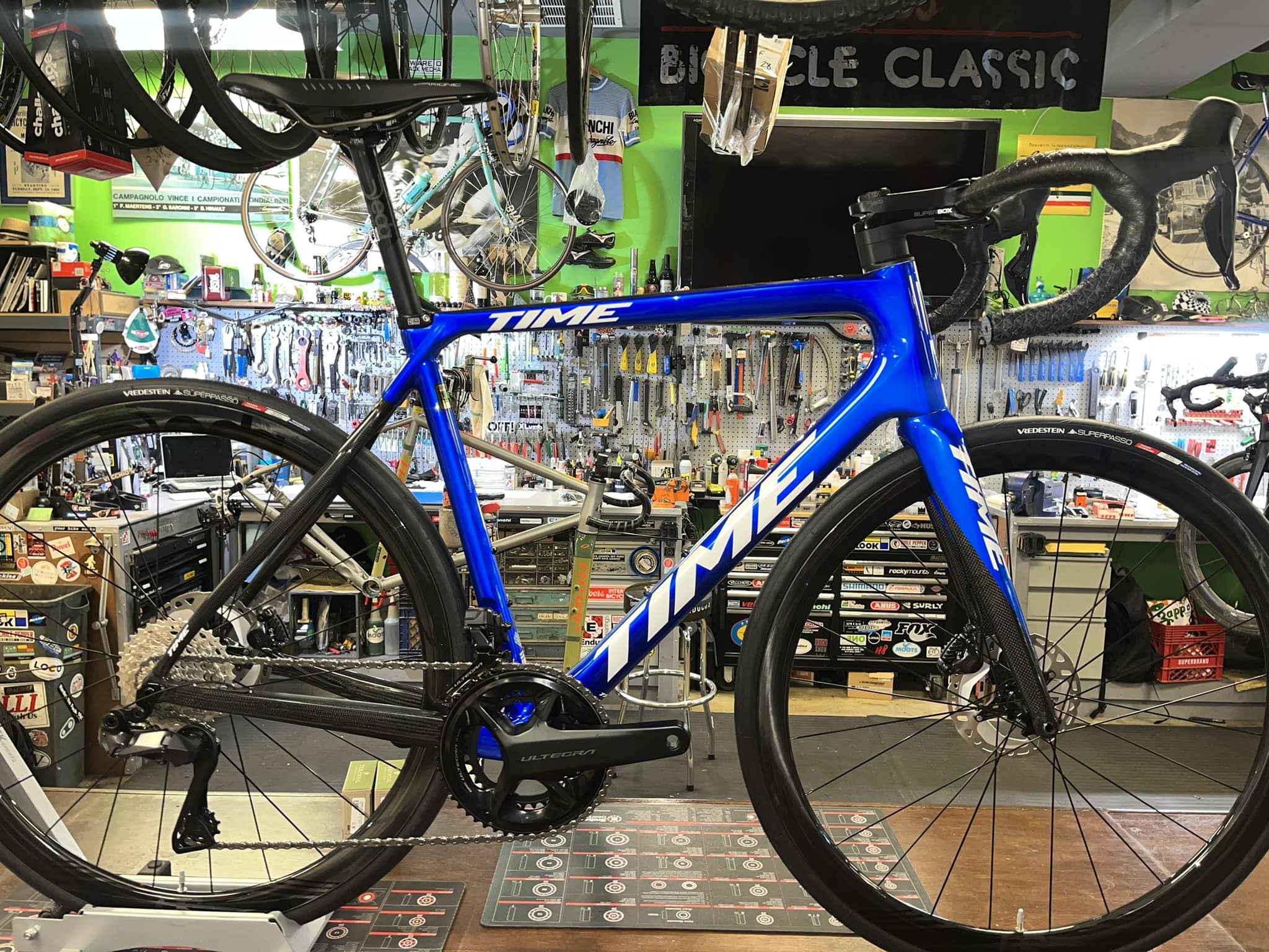 TIME VX EDGE Old one but a Good one. Still in Ultegra 9 speed.😎
