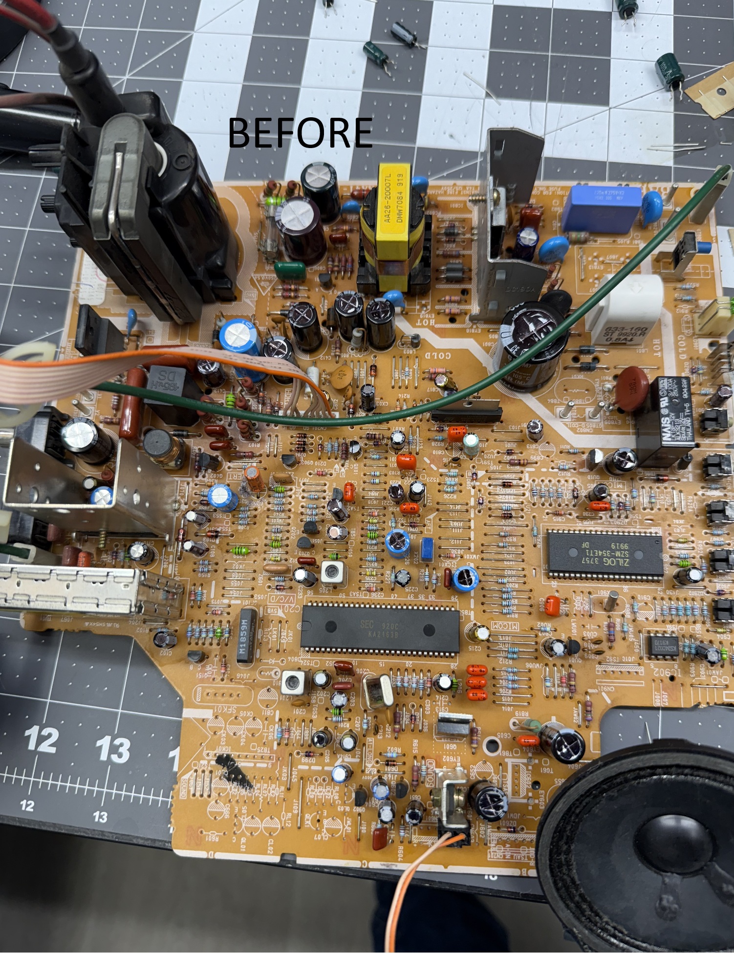 Samsung TXH1370 CRT restoration with capacitor replacement and