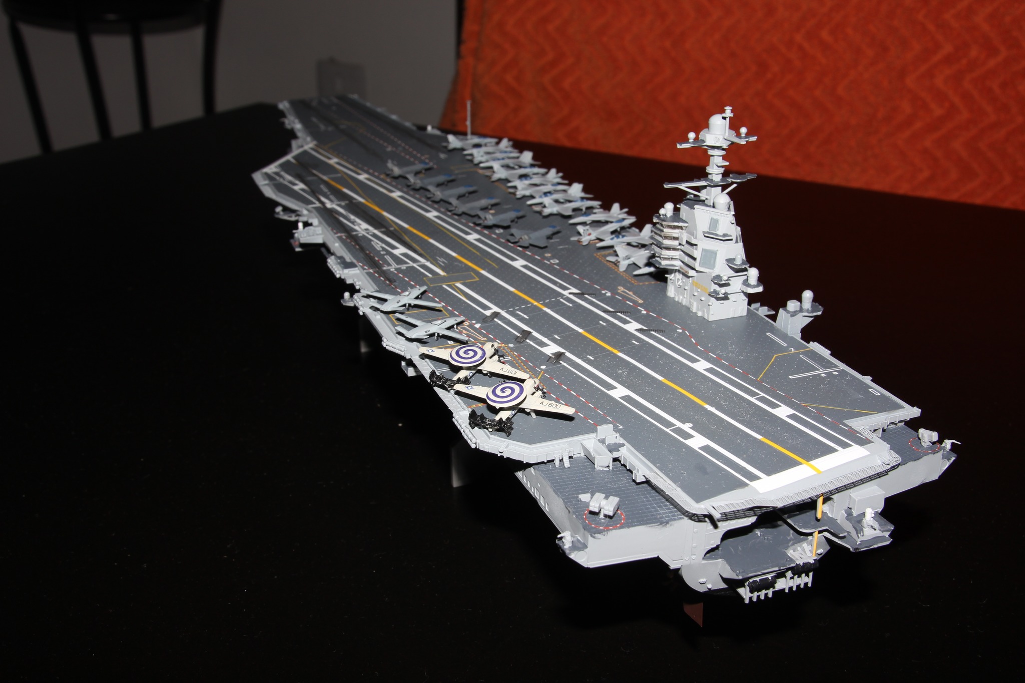 1/700 USS Gerald R. Ford - cvn 78 from magic factory