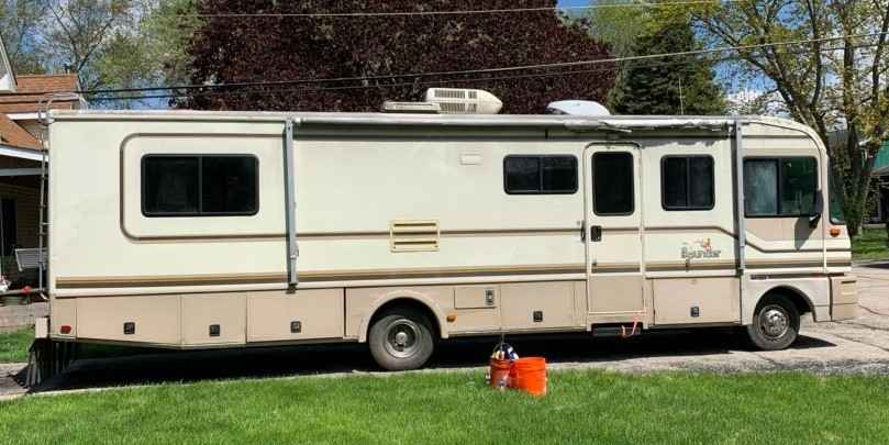 1996 Fleetwood Bounder - RVs & Campers - Crystal Lake, Illinois ...