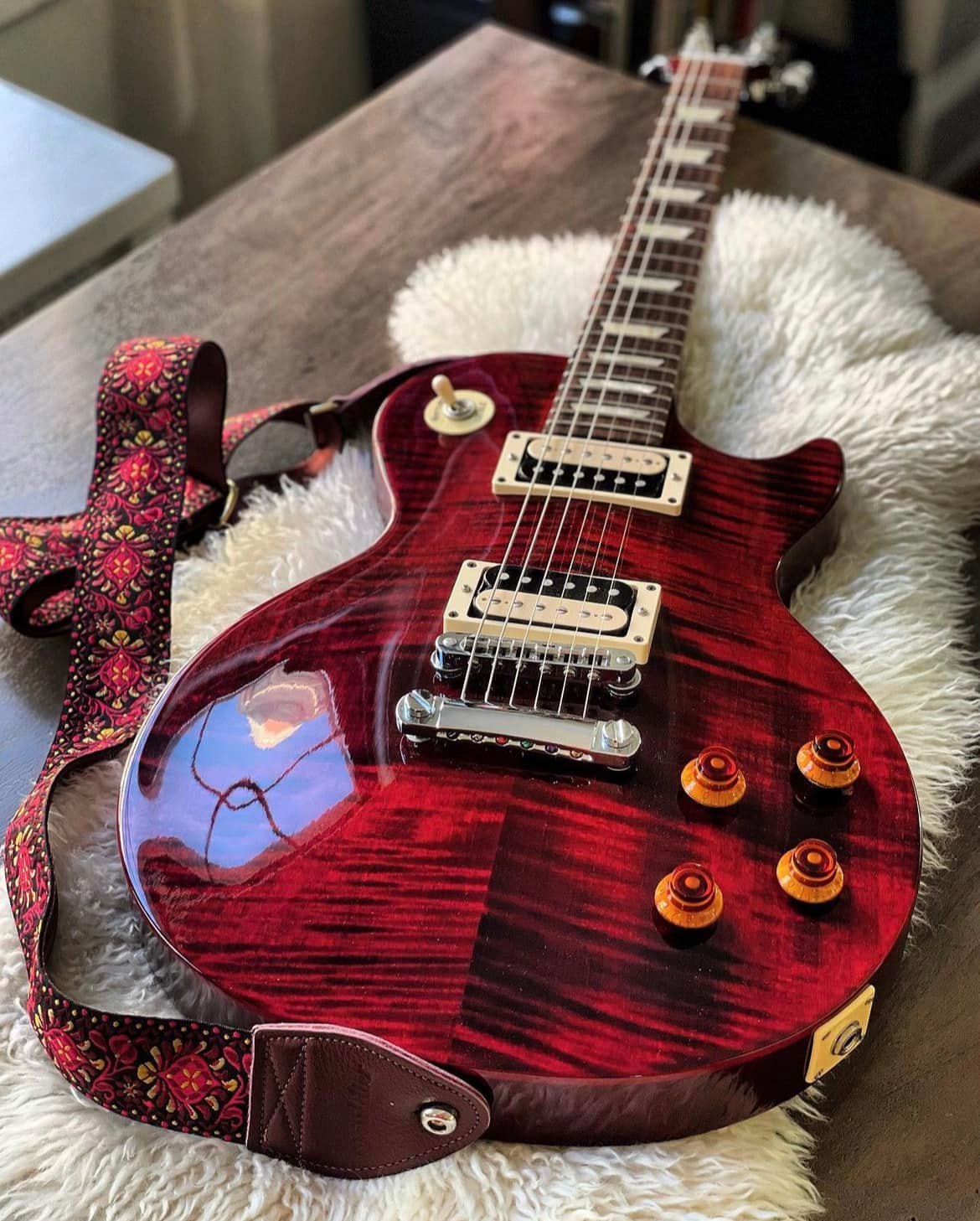 Ponte Per Chitarra JVGuitars In Palissandro Brasiliano Con Hardware Oro - Stile Gibson L-5