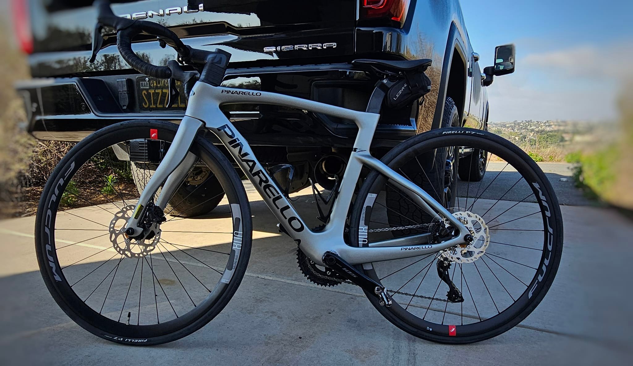 New bike day.!! Loved the first ride! Carrera phibra evo. Mavic