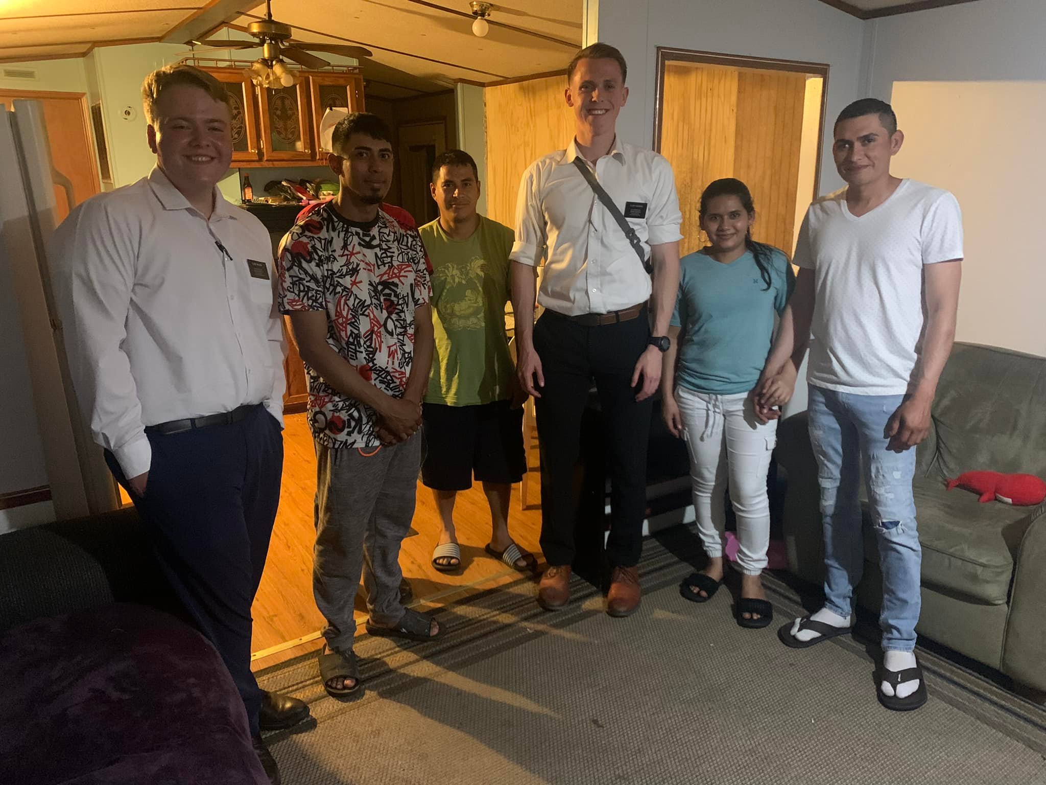 Sharing the gospel with a Hispanic family in Wilmington