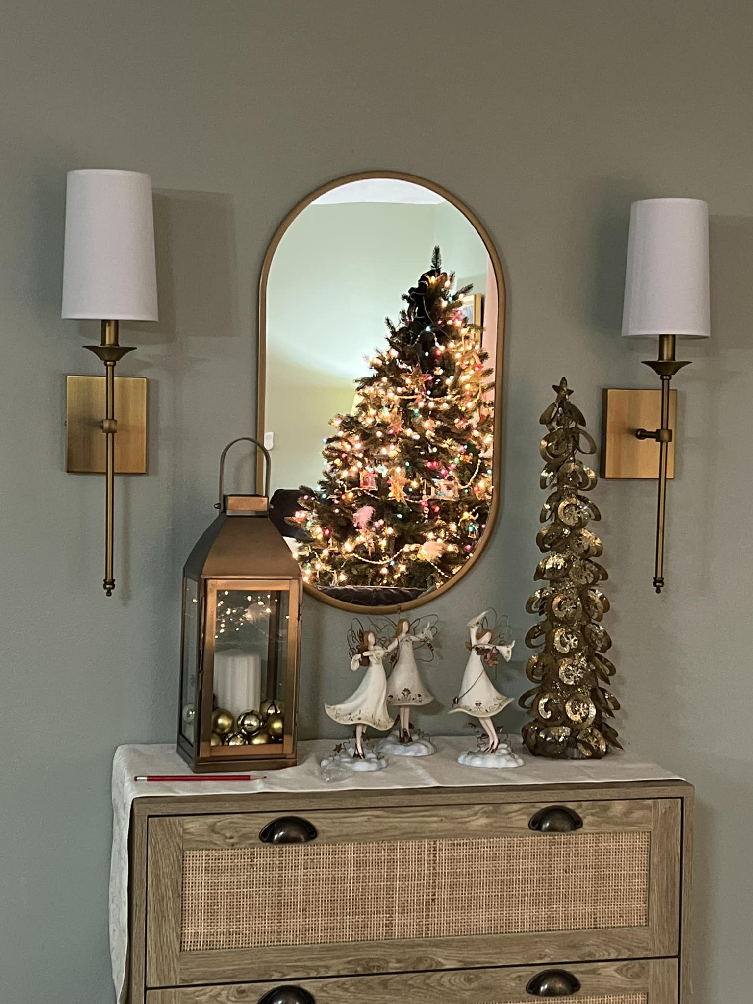 Christmas Home Decorating Ideas with Reflections