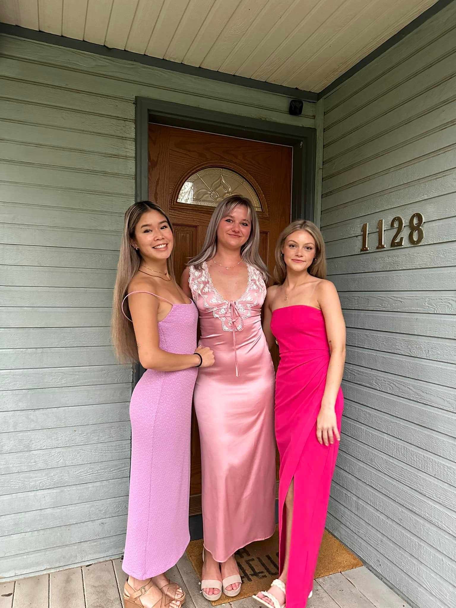 built in bra homecoming dress StarAneer Dresses 2024 Cocktail Graduation Short Satin Prom with Pocket(Built-in Bra) status_Prom Tier 1 main image 0