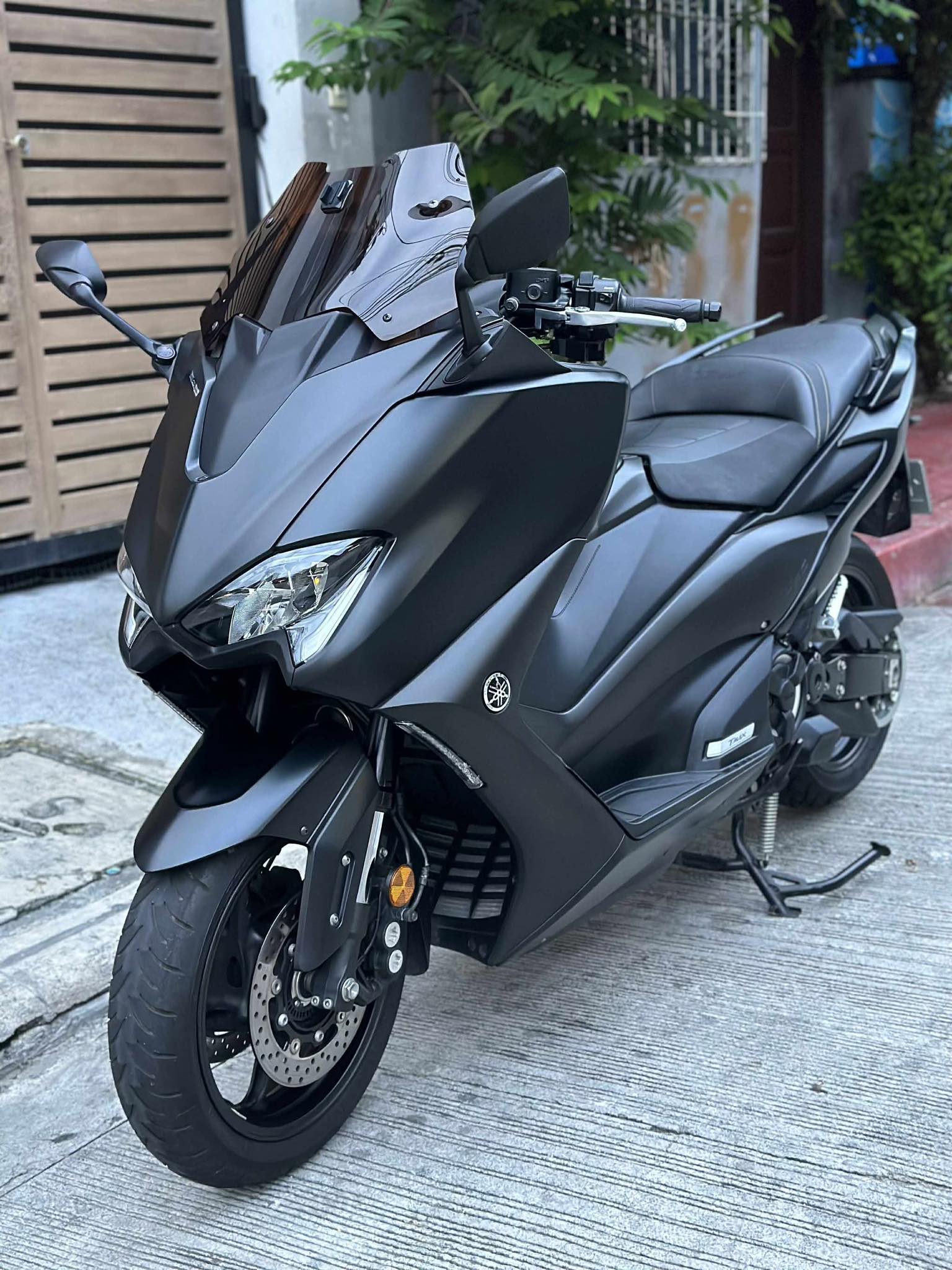 Yamaha tmax 562 cc 2023 zero km