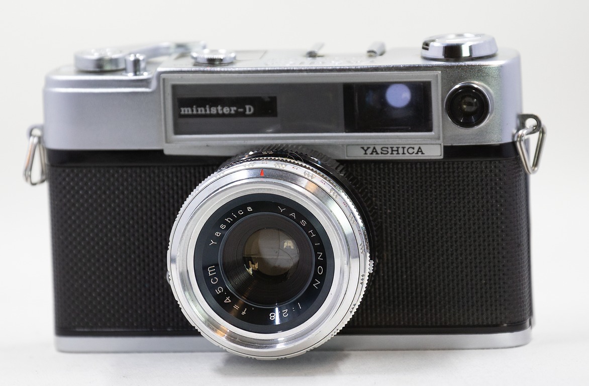 Yashica Minister II Bought, it won't fire, but very clean