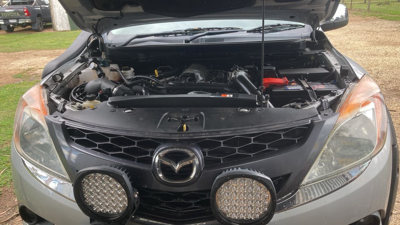 Front Radiator Fan Assembly For Mazda MPV (2002-2005) – Except Towing Package