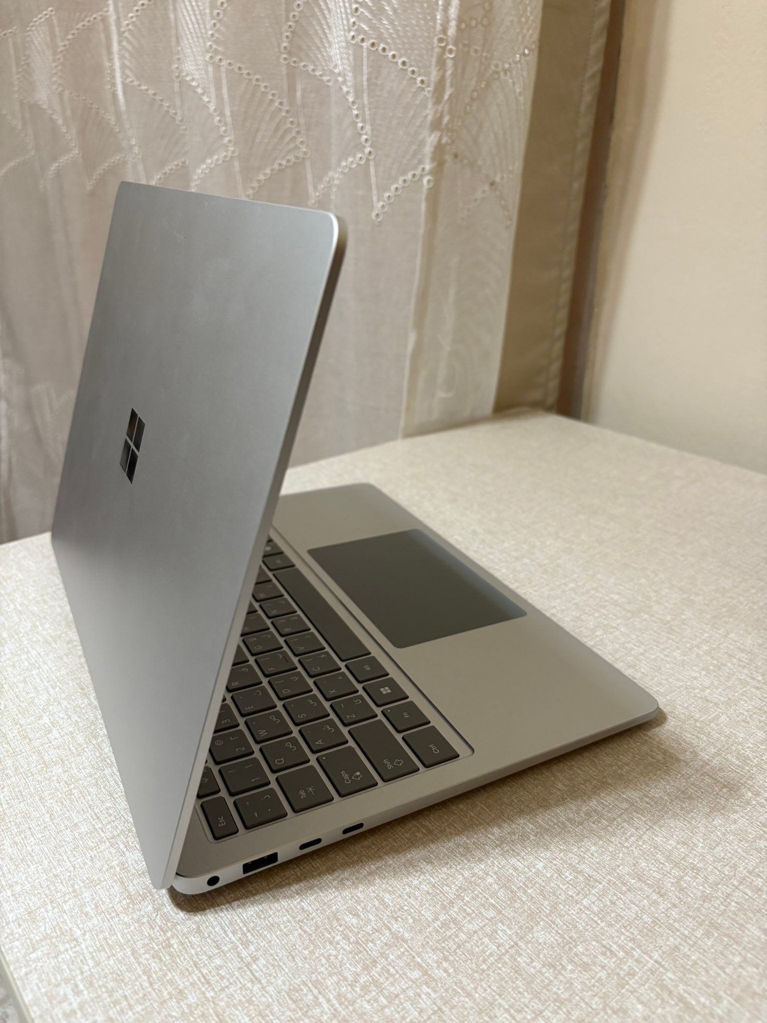 Microsoft surface laptop 7 specifications and features
