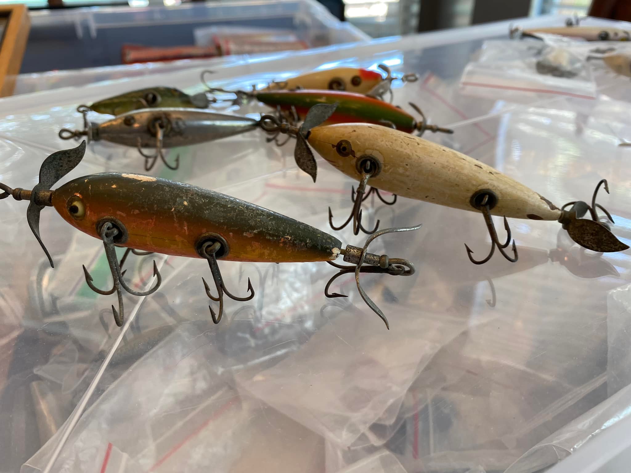 2 belly weight 5 hook antique wood prop bait Ez's Handcrafted Wooden Topwater (Bayou Minnow)  EZs Lures 5.0" Assembled Flat Sided Wood