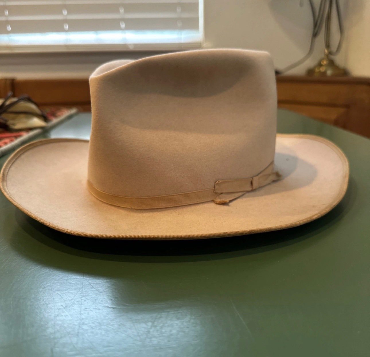 Age and value of vintage beaver hat?