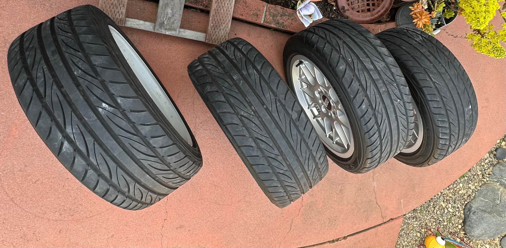 FS BBS RX203 10mm Offset 17x8 square wheels are in good condition 