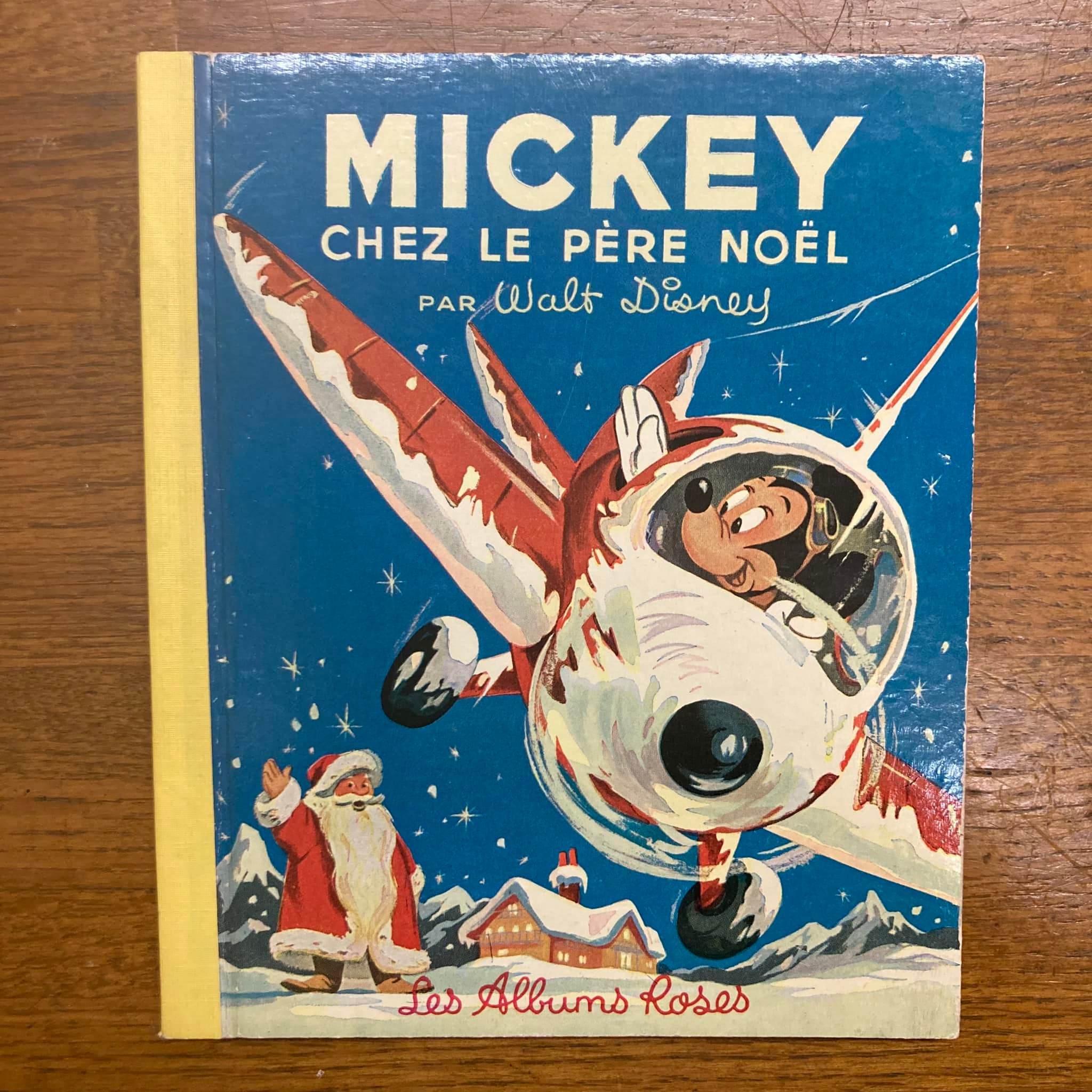 Vintage 1957 Mickey Chez Le Pere Noel book
