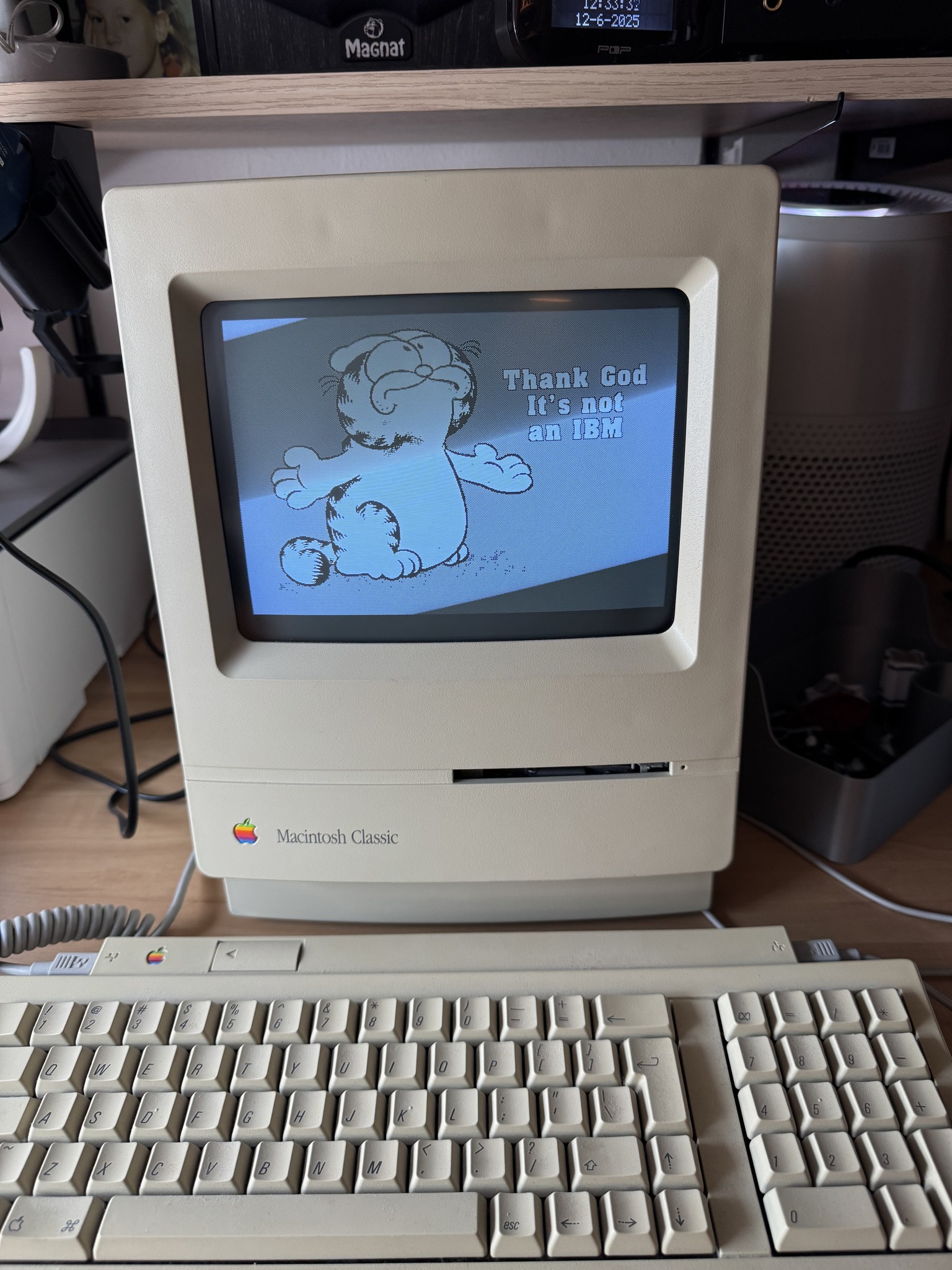 How to boot a Macintosh Classic that won't turn on?