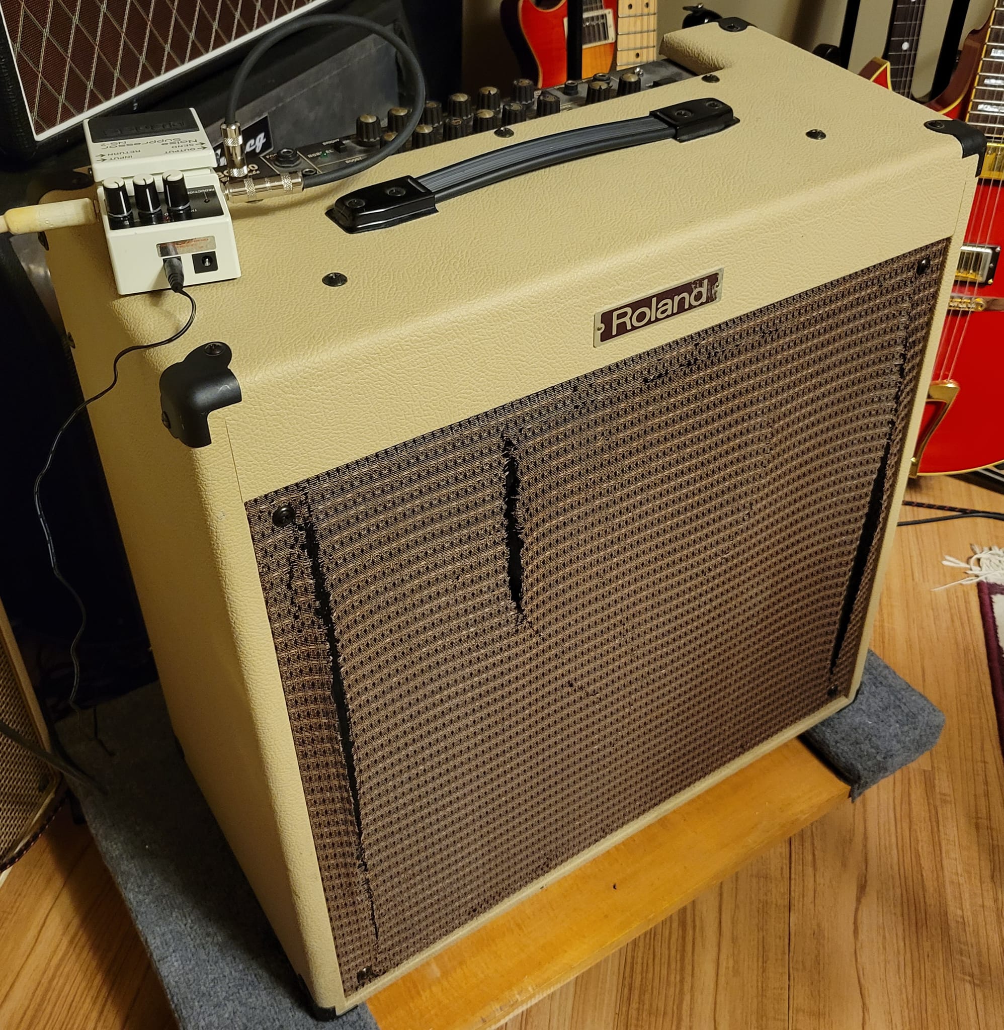 ♥... Roland GA-60 Guitar Amplifier Made In Japan ...♥**