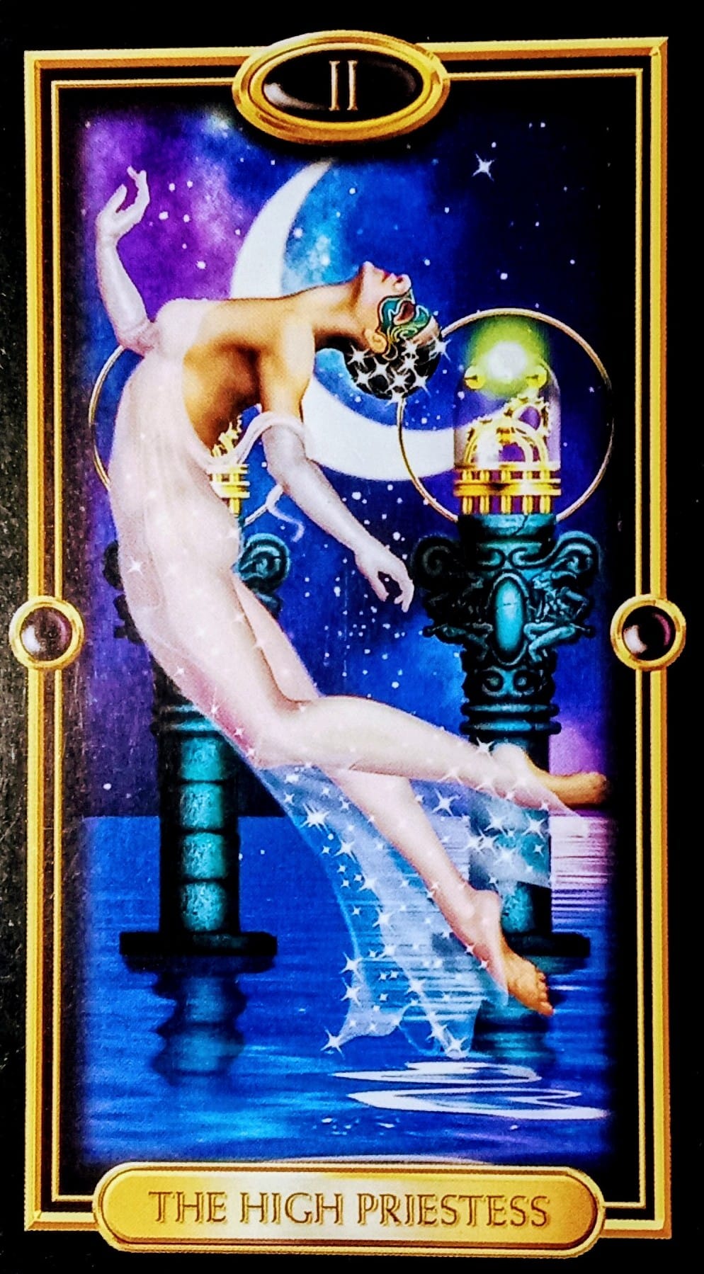 Dolce Gelato's new flavor inspired by The High Priestess tarot card