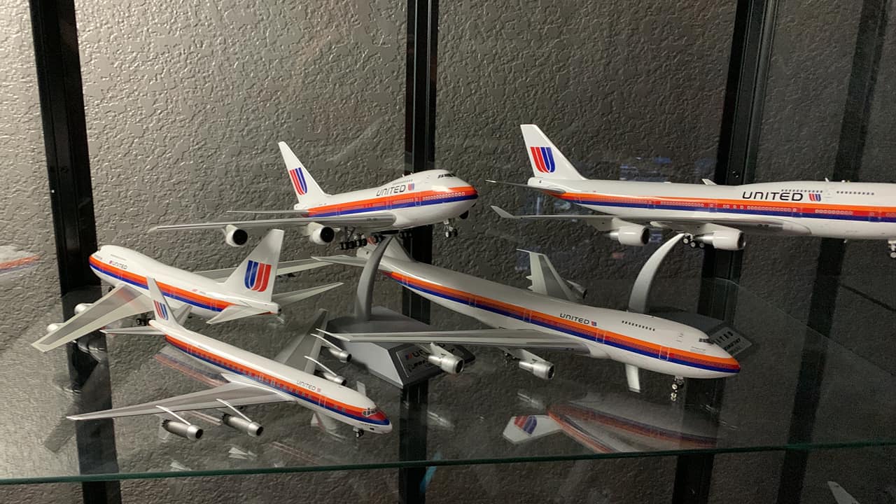 United Airlines 1:200 scale diecast model collection