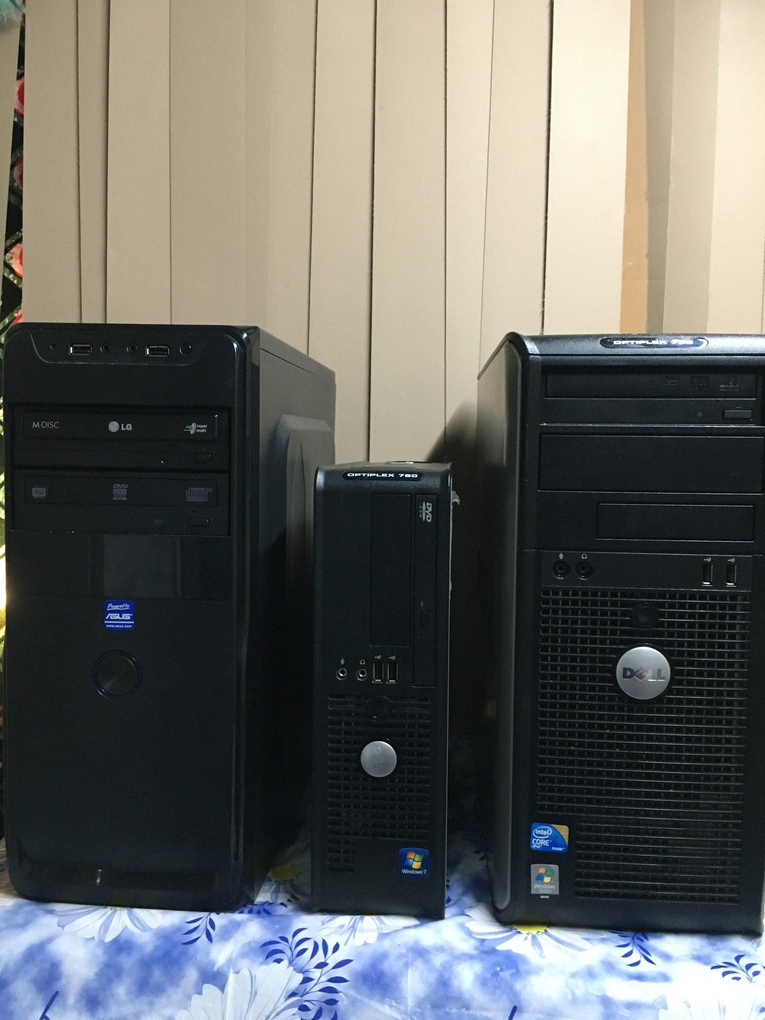 3 working computer boxes, Asus 500gb HDD 4gig Ram Windows 10 iCore 