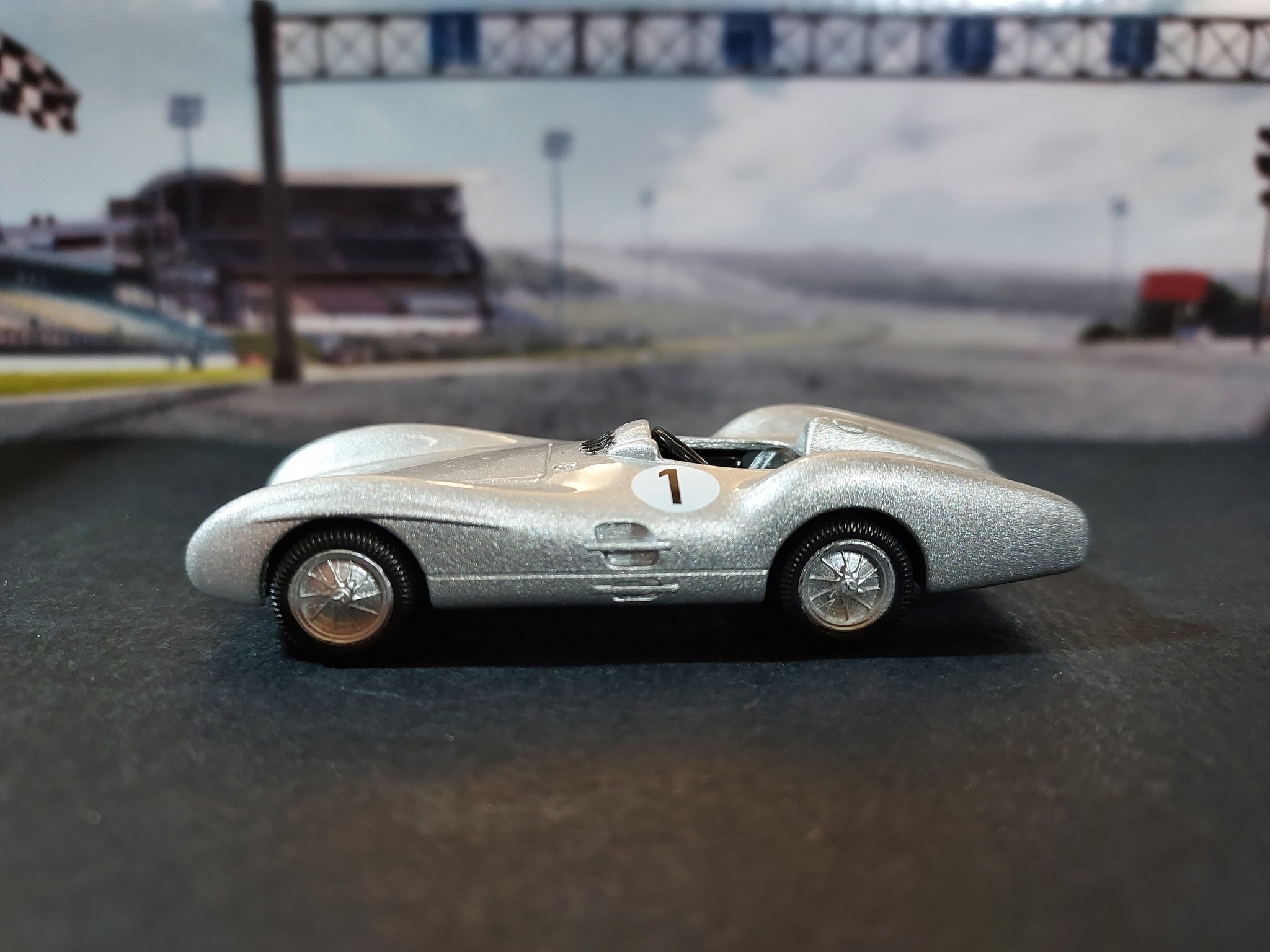Mercedes-Benz W196R Streamliner by NOREV.
