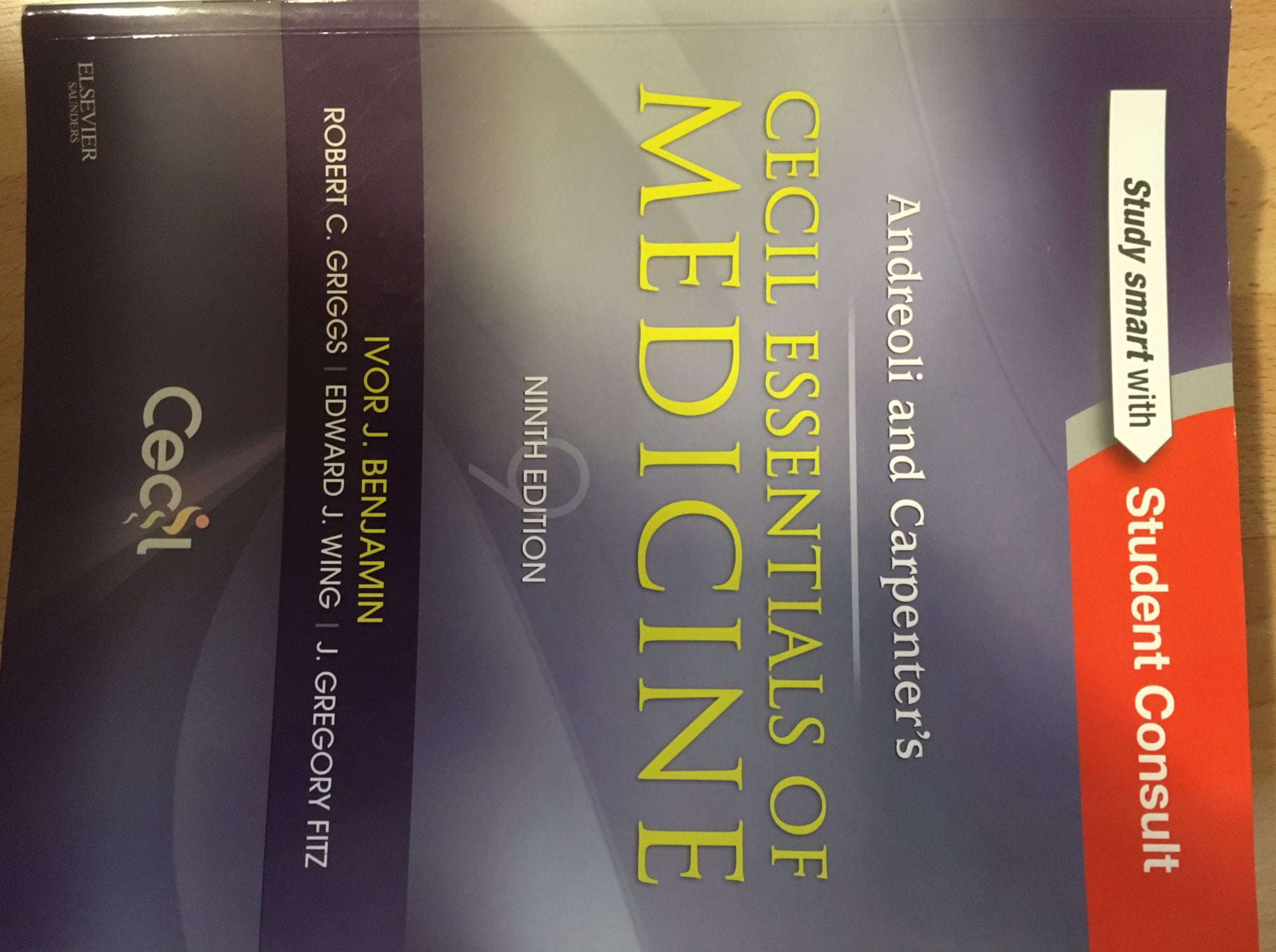 Medical textbooks for sale in pristine condition