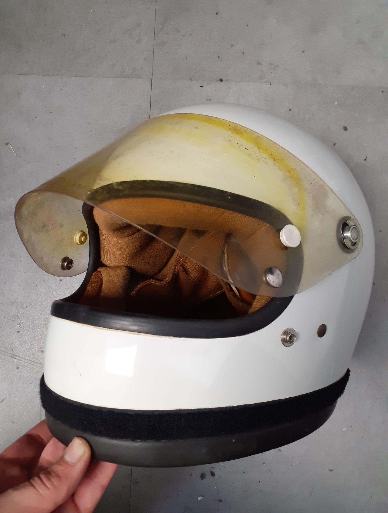 1950s motorcycle helmet Vintage – Iapello Arts & Antiques MRK-MY-CAPITOL PACK Select Model:7000C Bontrager Circuit WaveCel Road