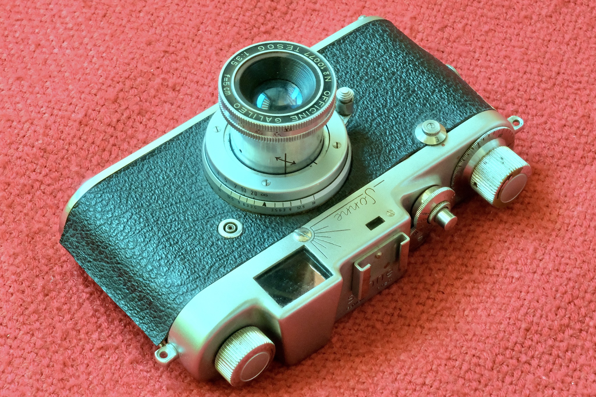 Rare Leotax G camera with Topcor 5cm f/1.8 lens