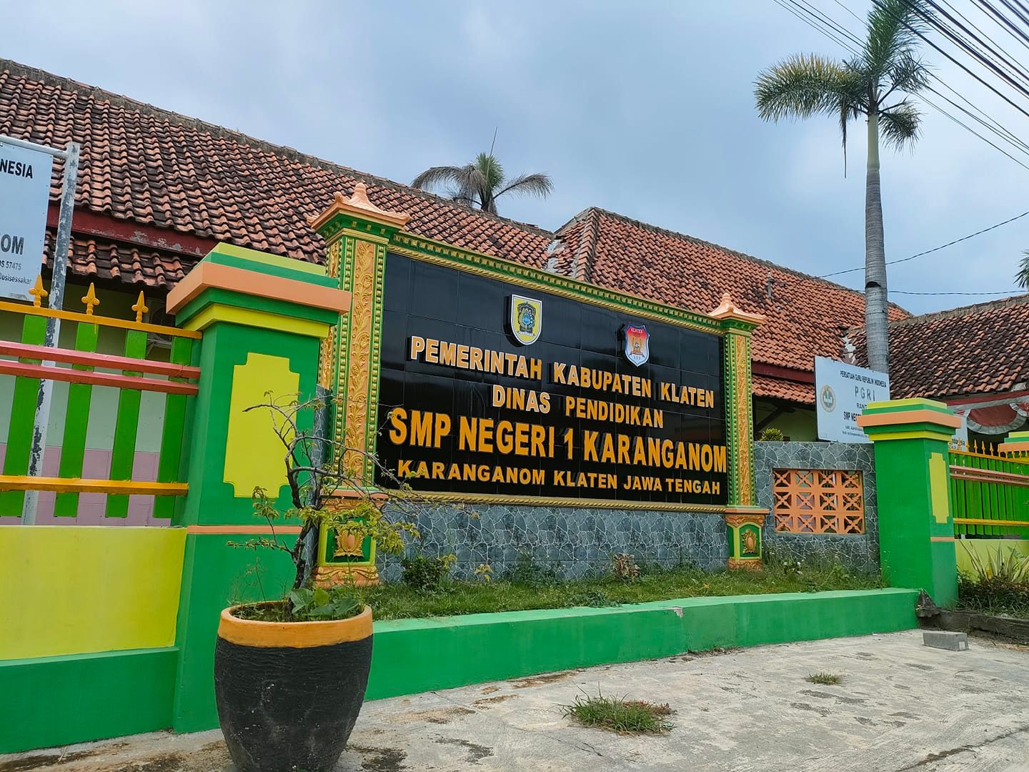 SMP N 1 Karanganom | Karanganom